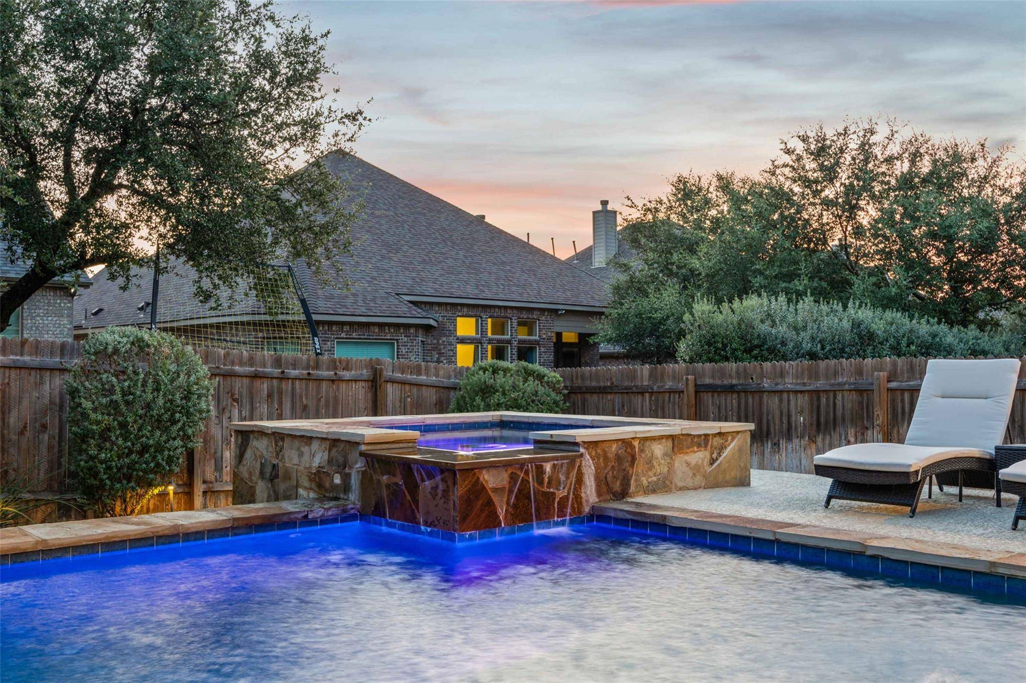 905 Bliss LN, Leander, TX 78641