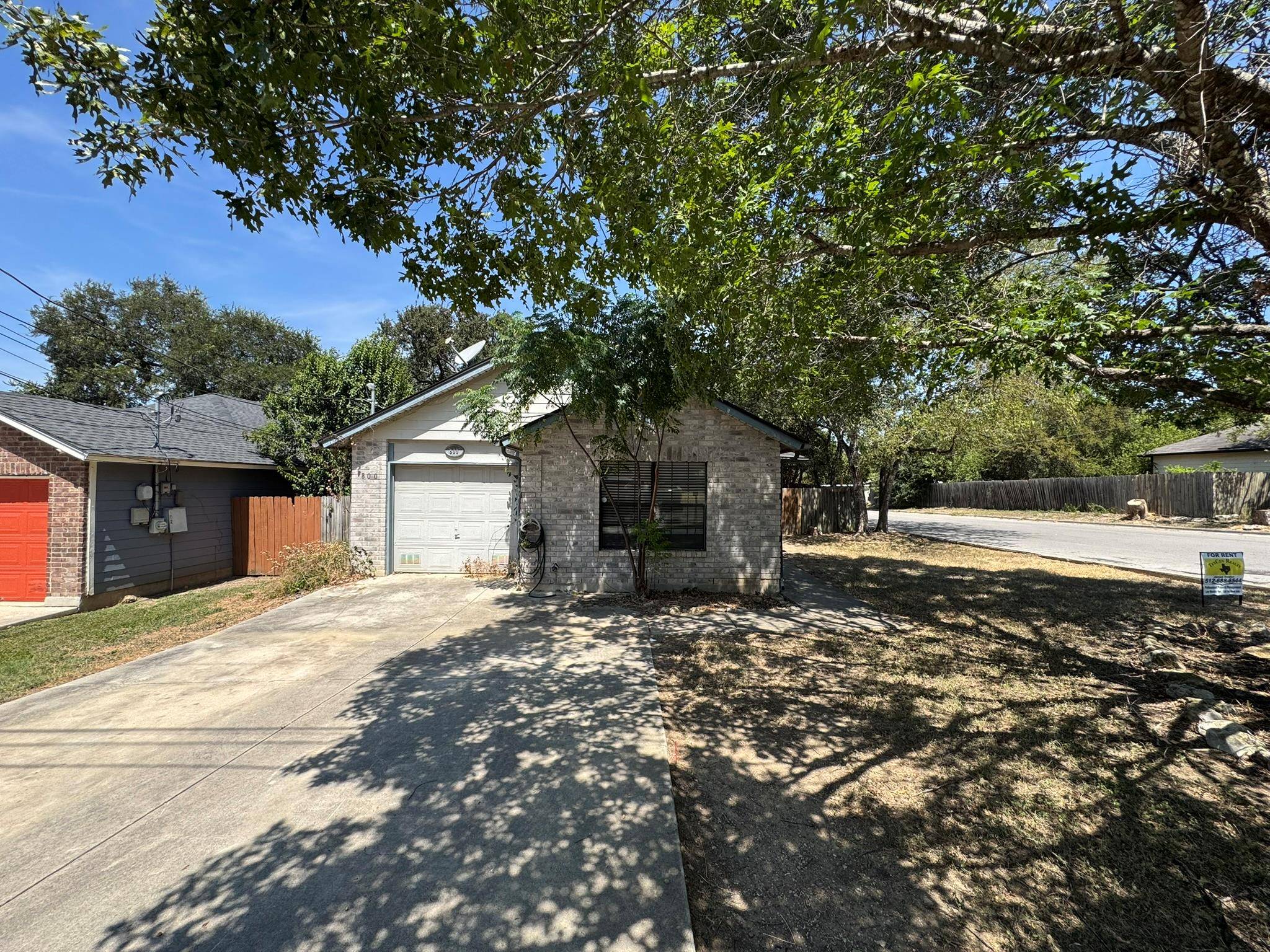 800 Oregon ST, San Marcos, TX 78666