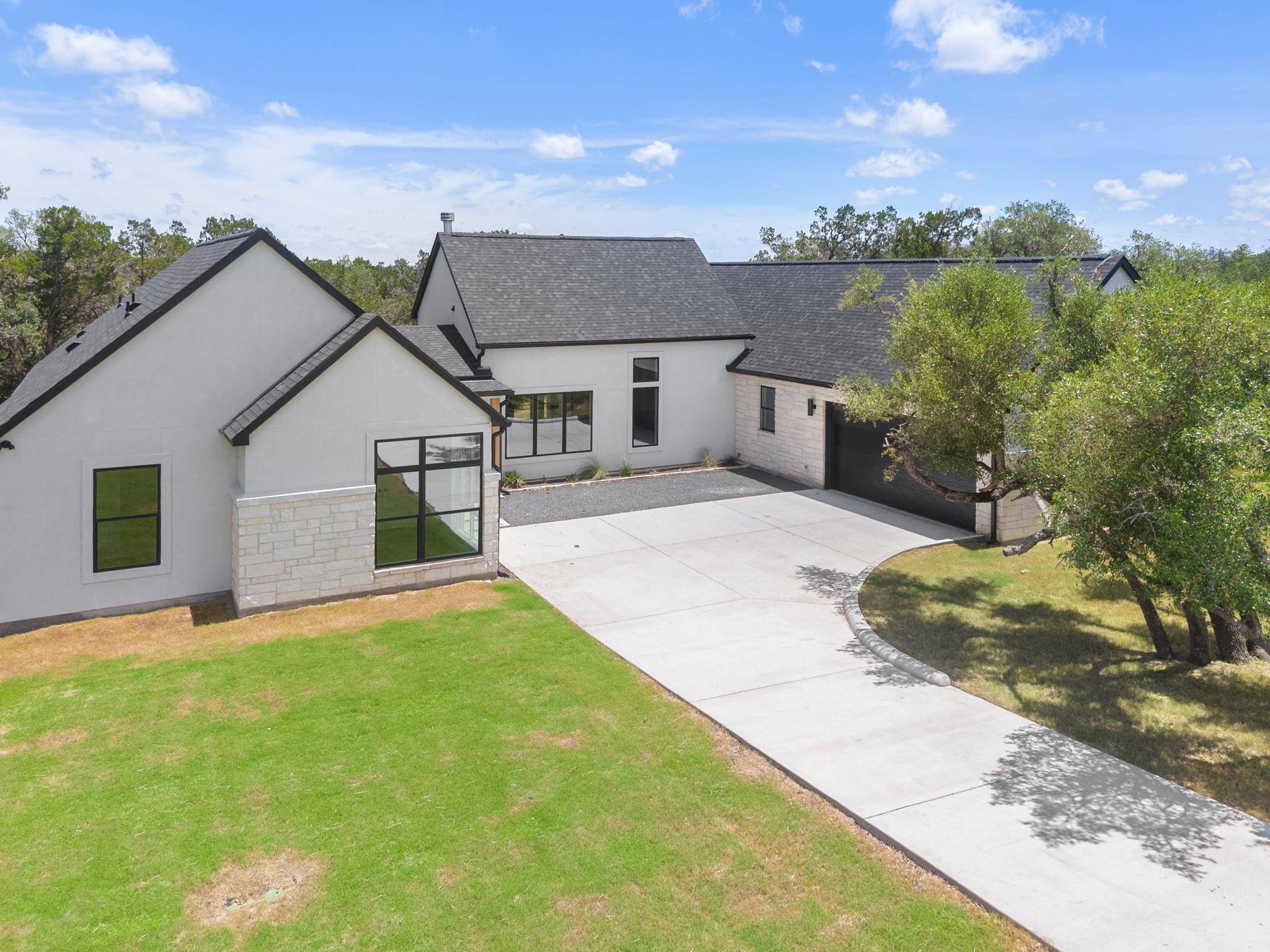 1283 Bunker Ranch BLVD, Dripping Springs, TX 78620