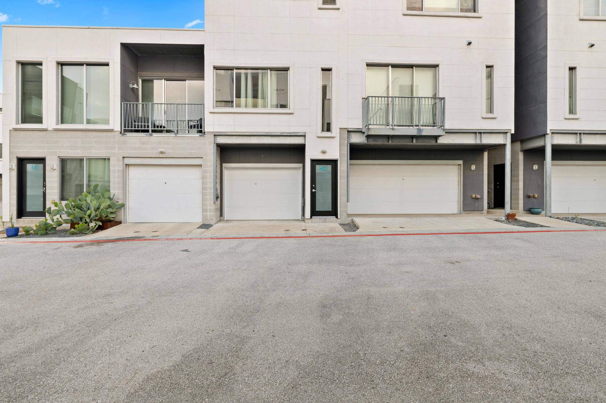 4801 S. Congress Ave #H2, Austin, TX 78745