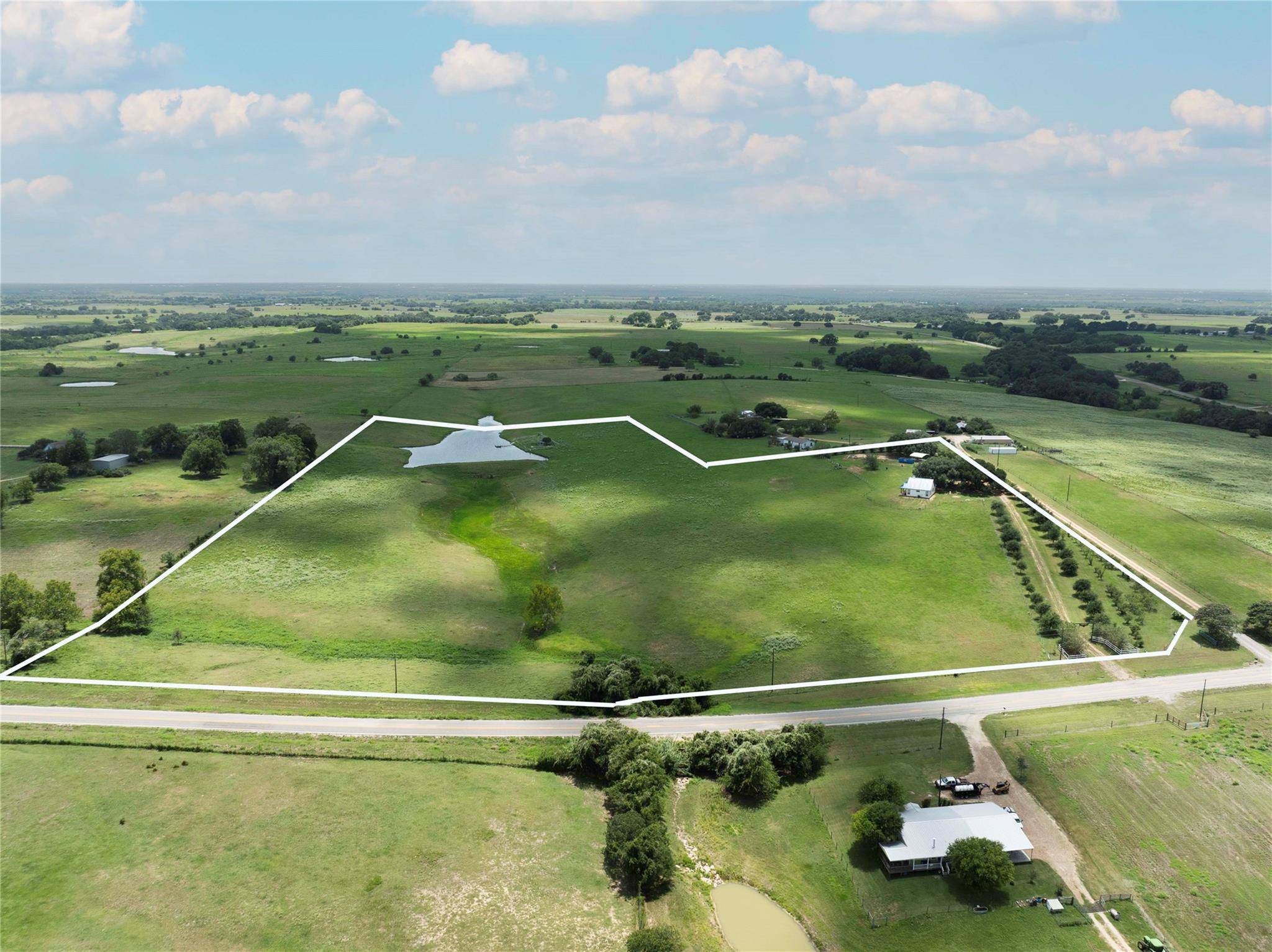 2610 FM 1965, La Grange, TX 78945