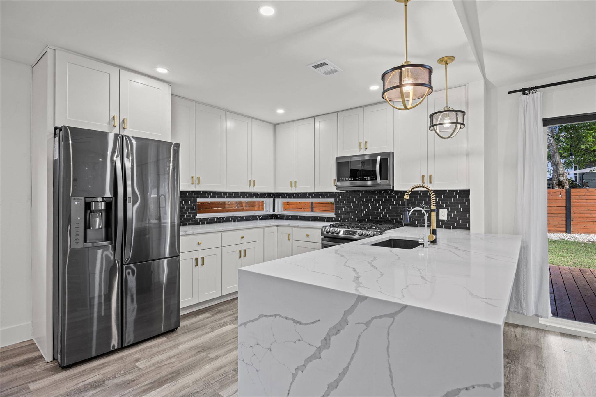 7404 Gunnison PASS, Austin, TX 78724