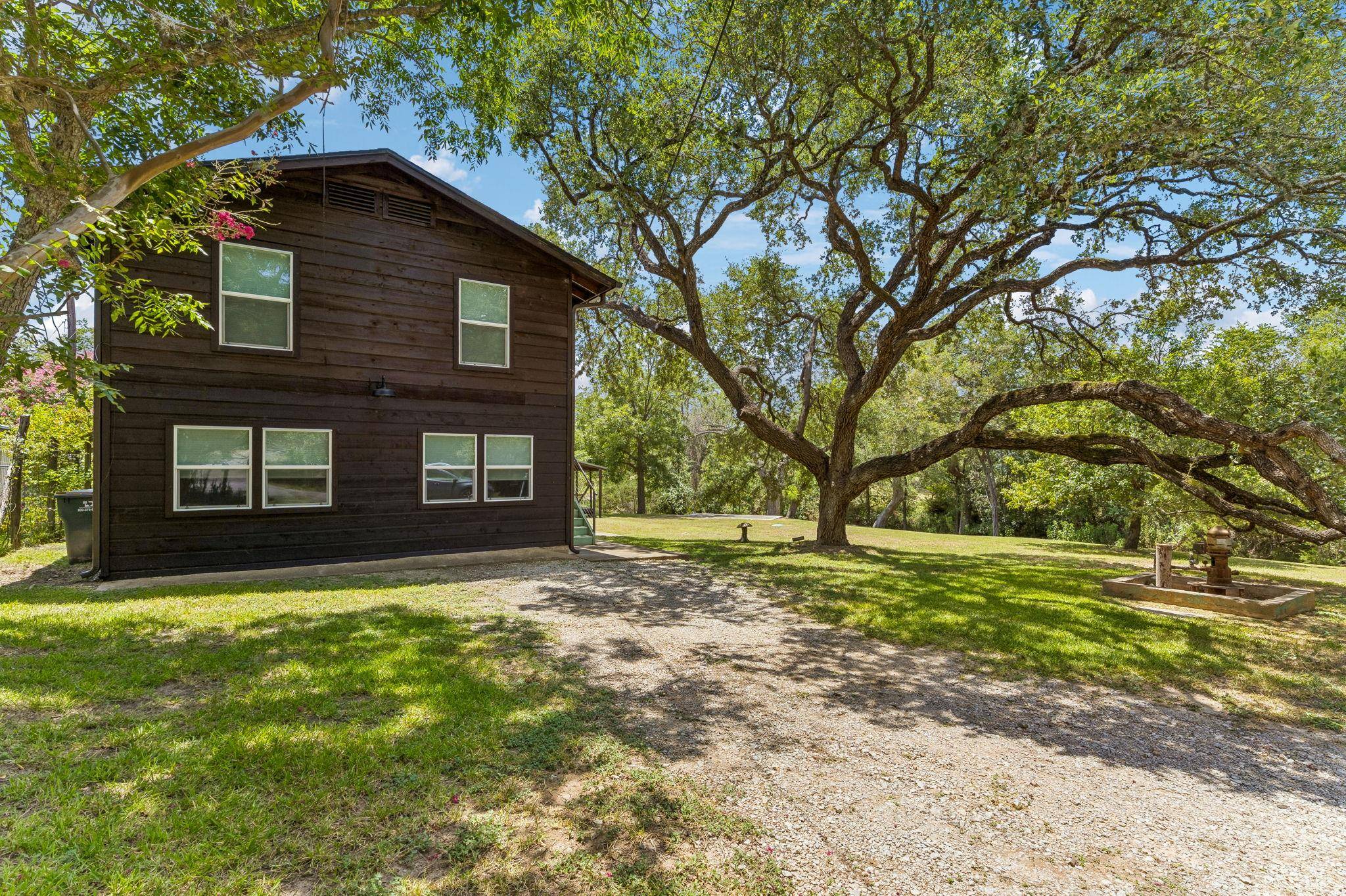 1600 Flite Acres RD, Wimberley, TX 78676