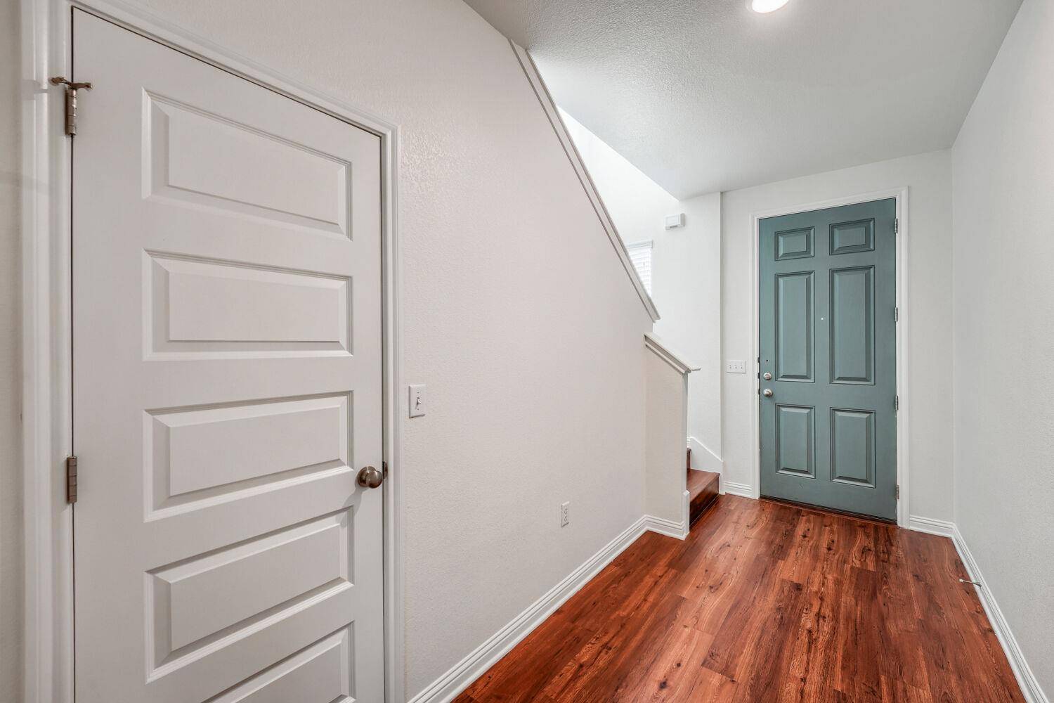8106 Dampton LN, Austin, TX 78744