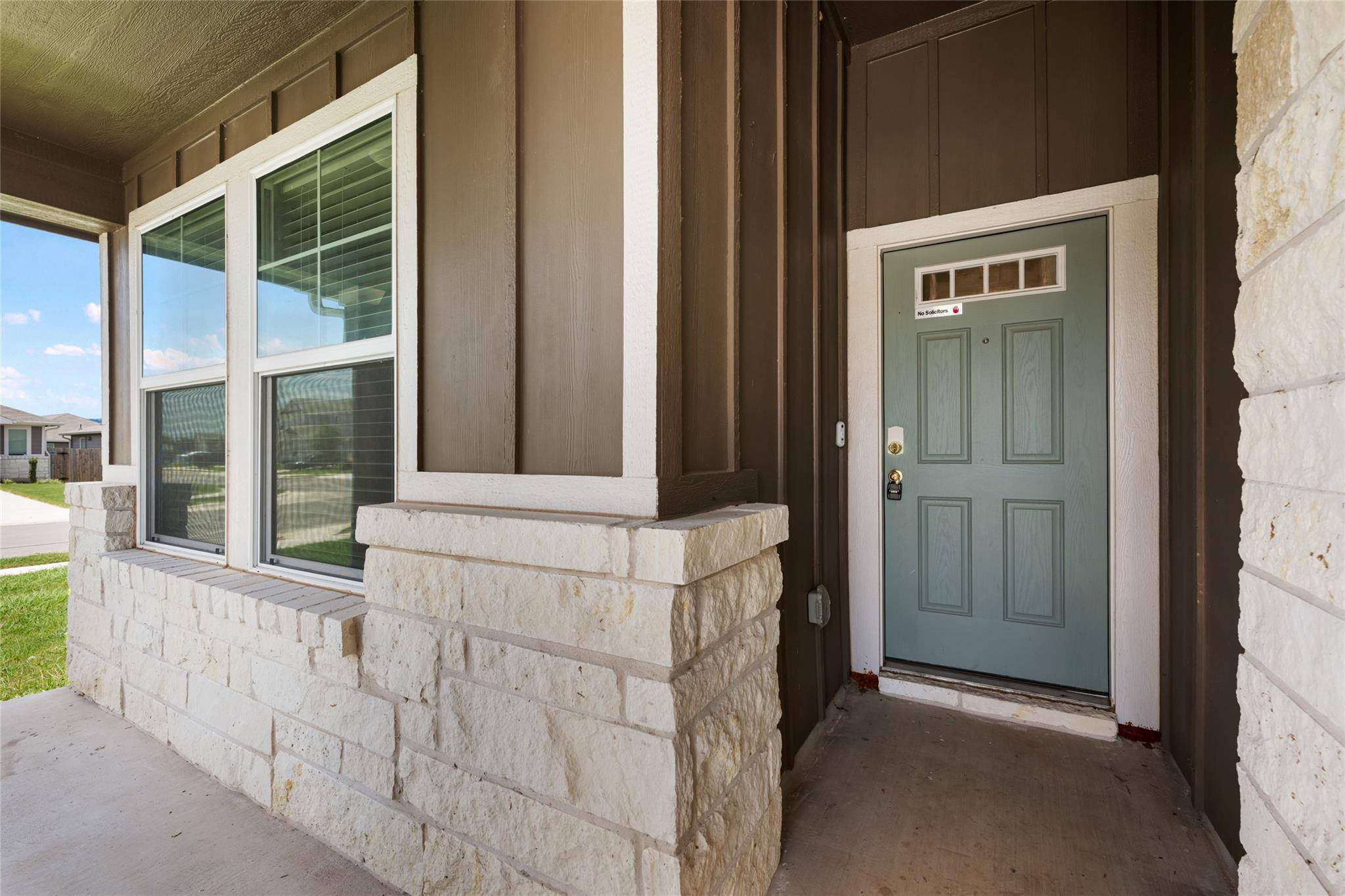 257 Fossil DR, Kyle, TX 78640