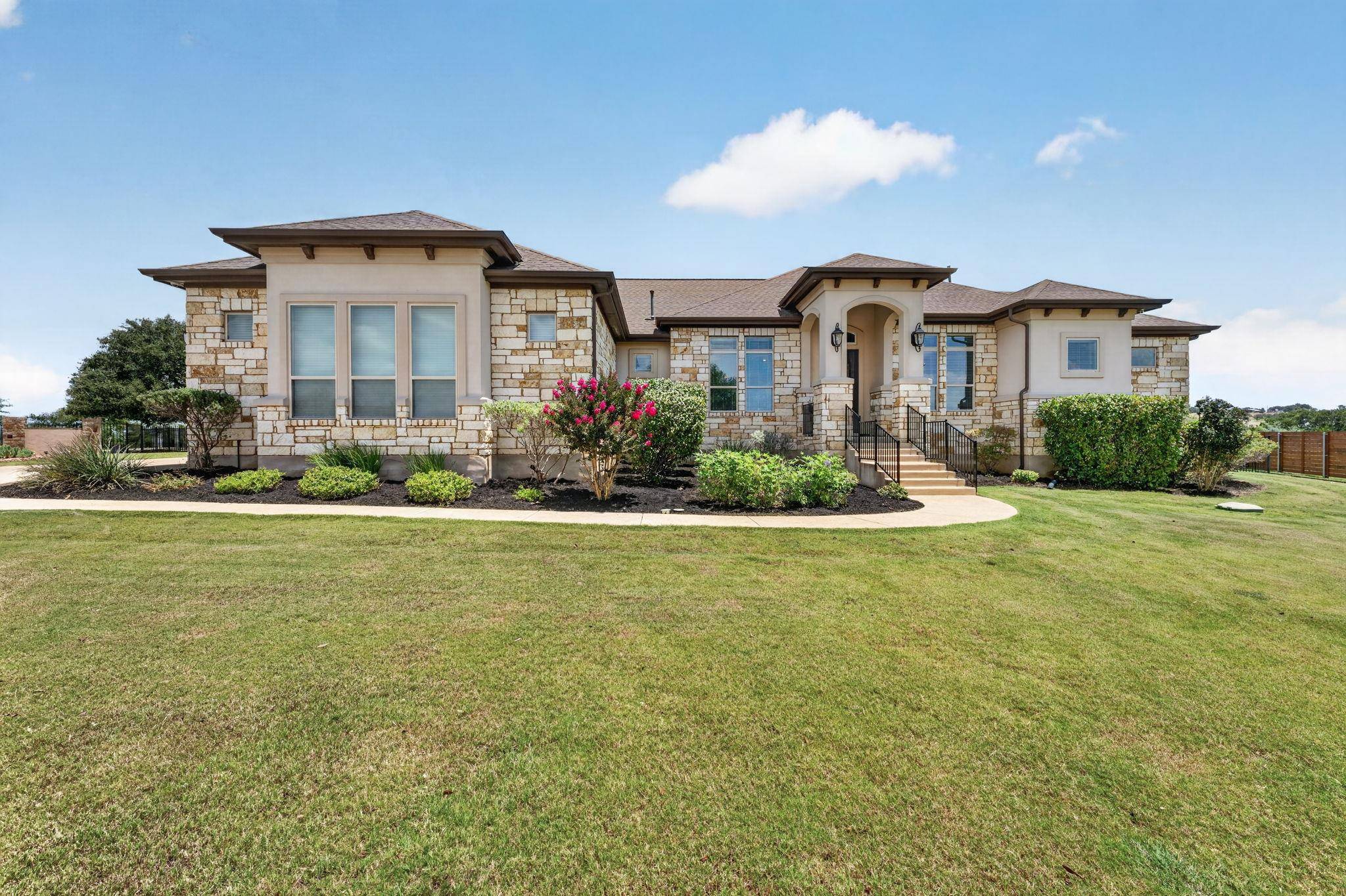 105 Coopers Hill RD, Georgetown, TX 78633