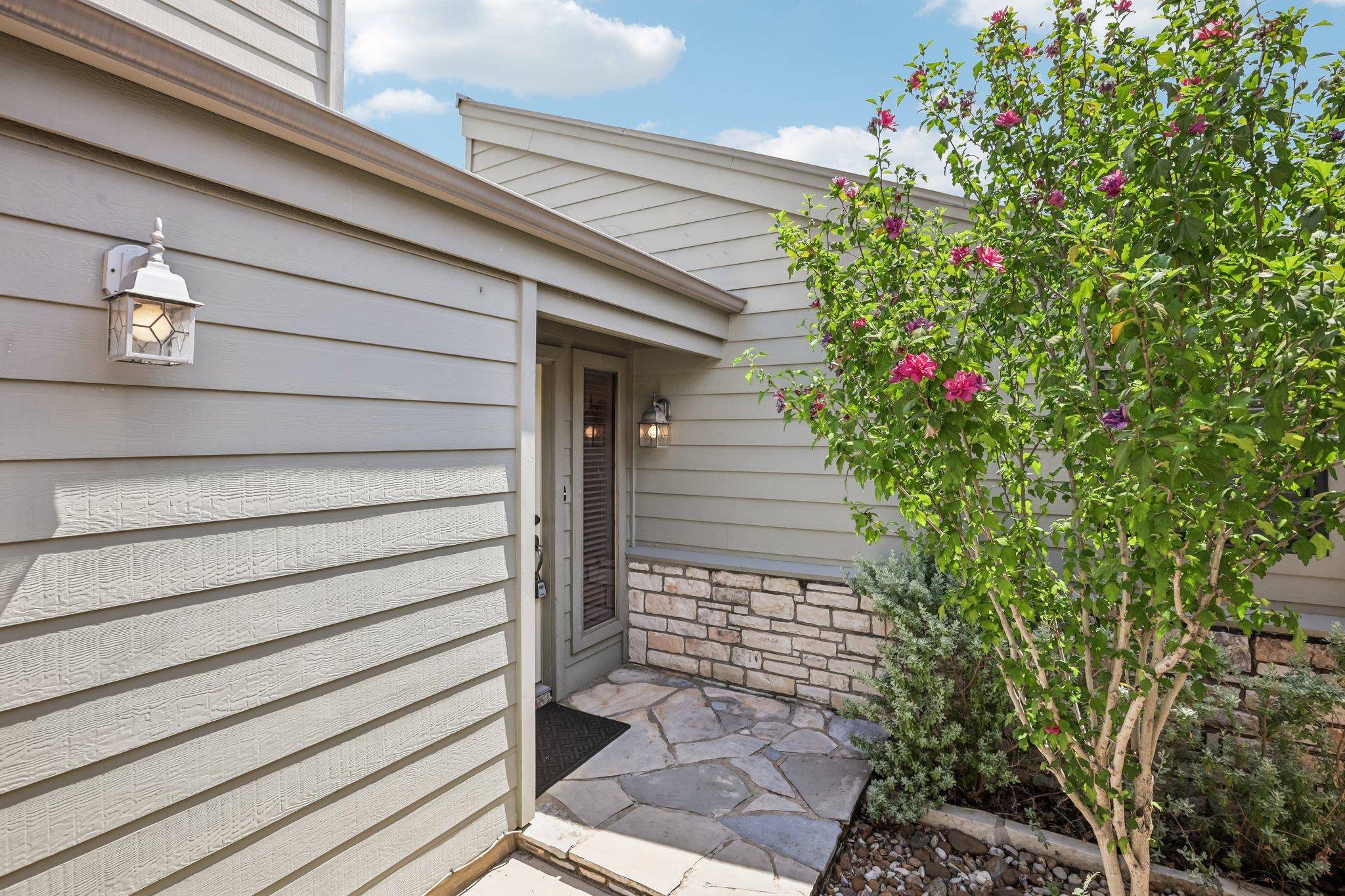 105 Overlook CIR, Wimberley, TX 78676