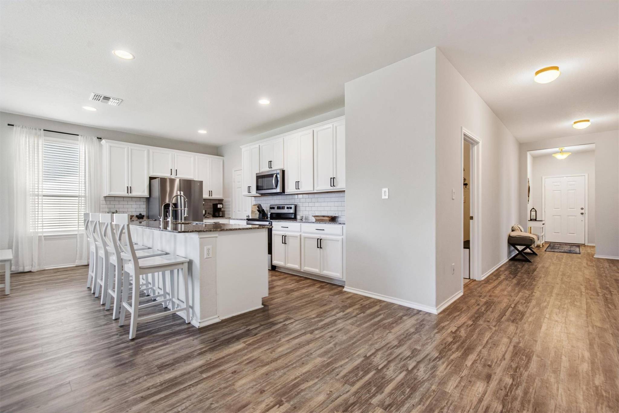 120 Northern Harrier CT, Leander, TX 78641