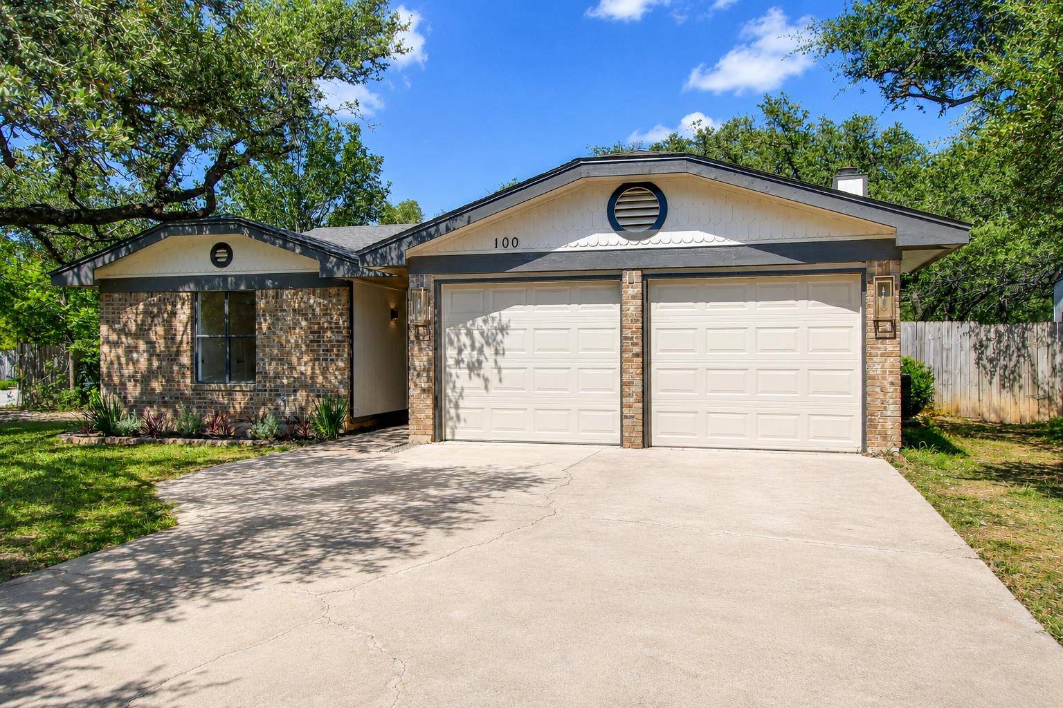 100 S Mount Rushmore DR, Cedar Park, TX 78613