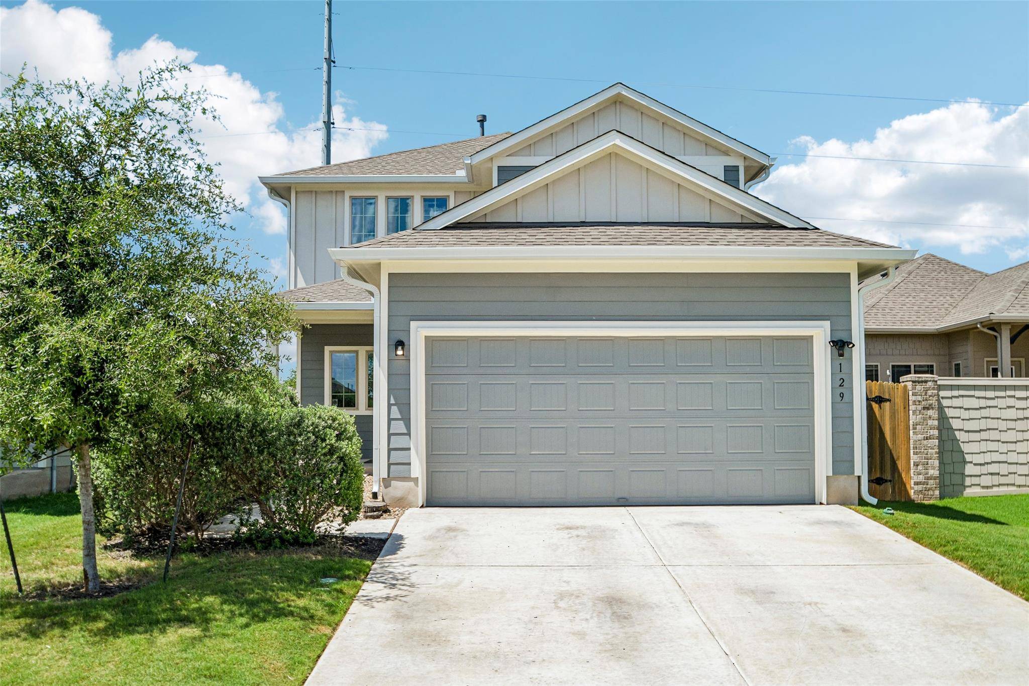 129 Trailstone DR, Bastrop, TX 78602