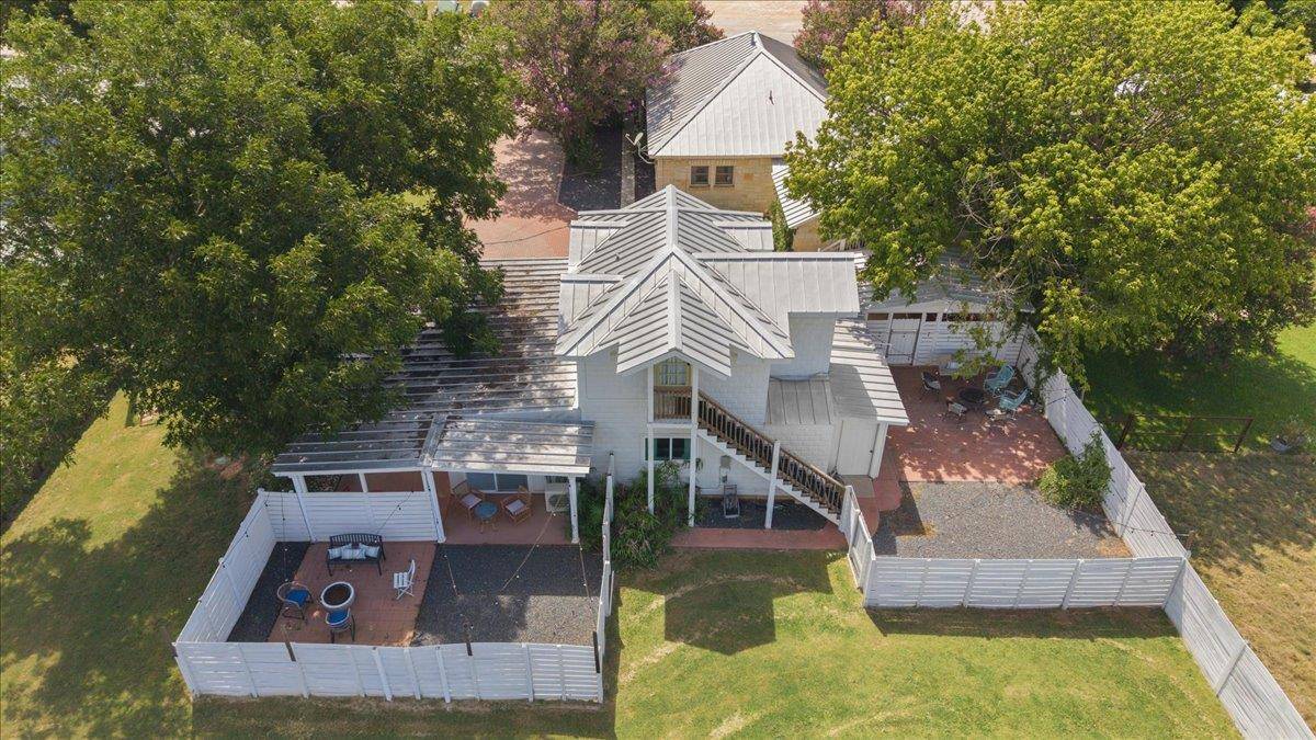 234 Loring, Stonewall, TX 78671
