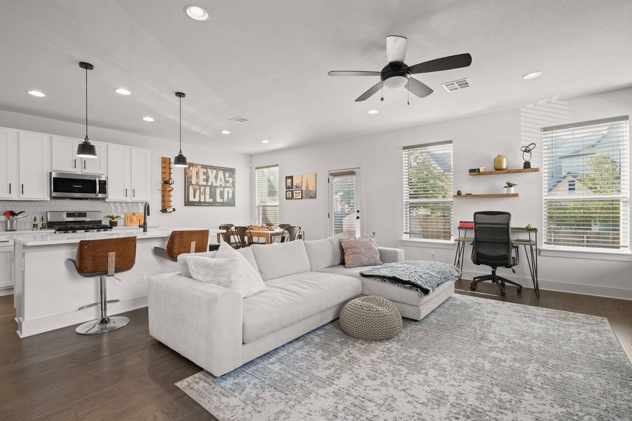 5160 N A W Grimes BLVD #125, Round Rock, TX 78665