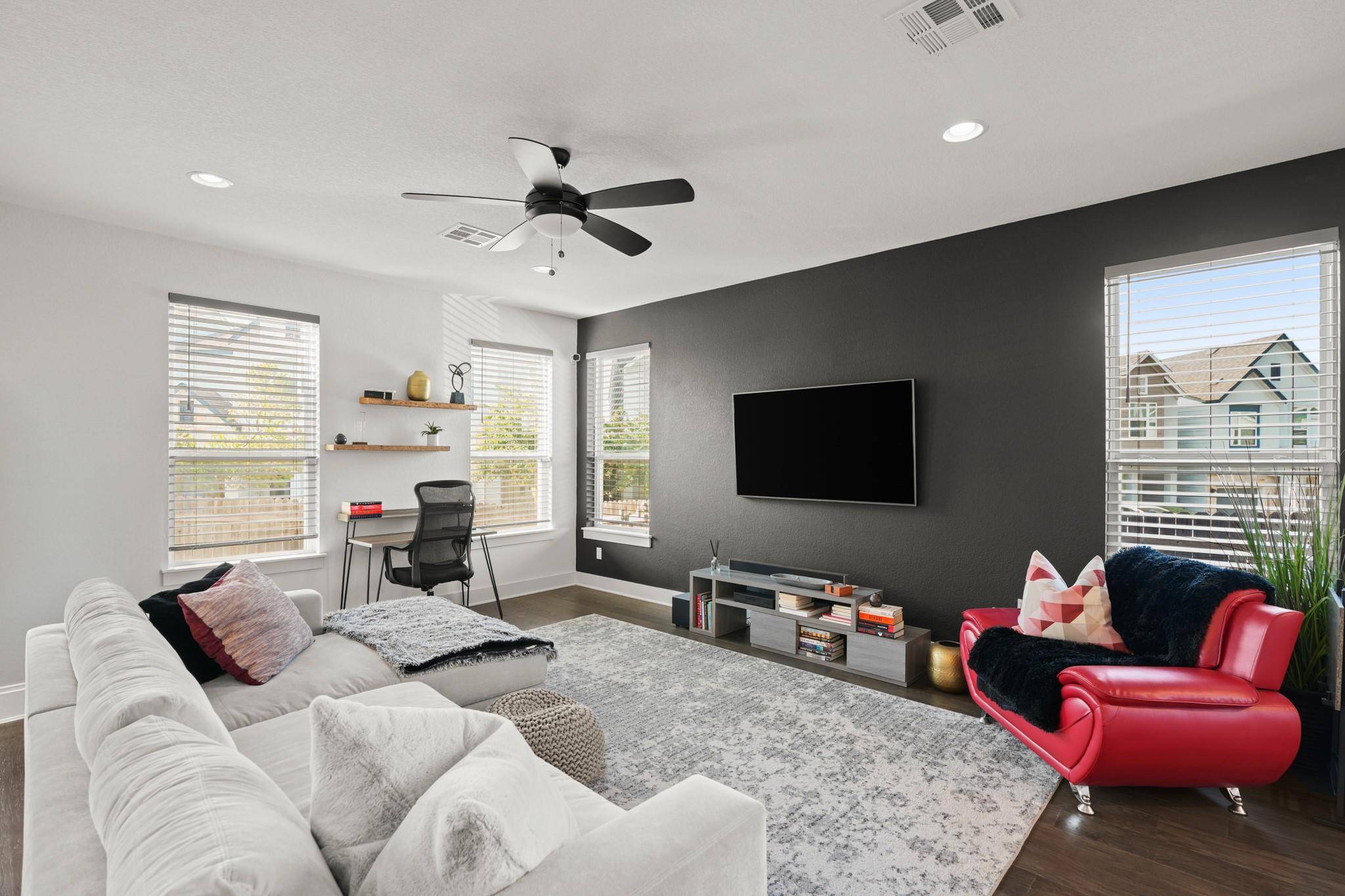 5160 N A W Grimes BLVD #125, Round Rock, TX 78665