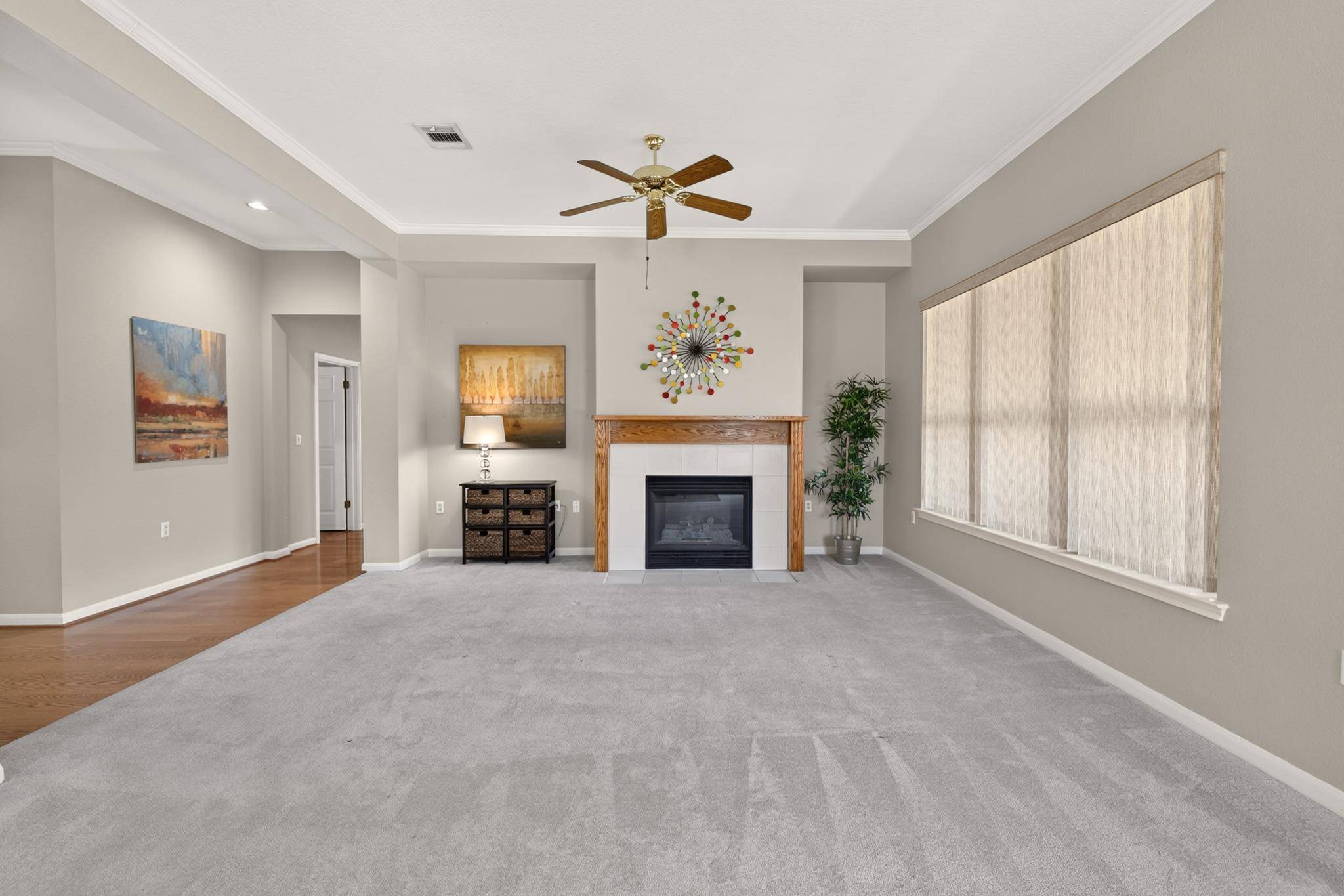 201 Whispering Wind DR, Georgetown, TX 78633