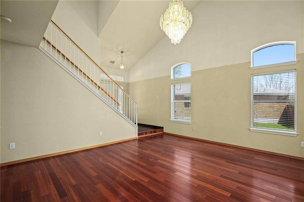 1825 Golden Sunrise LN, Pflugerville, TX 78660