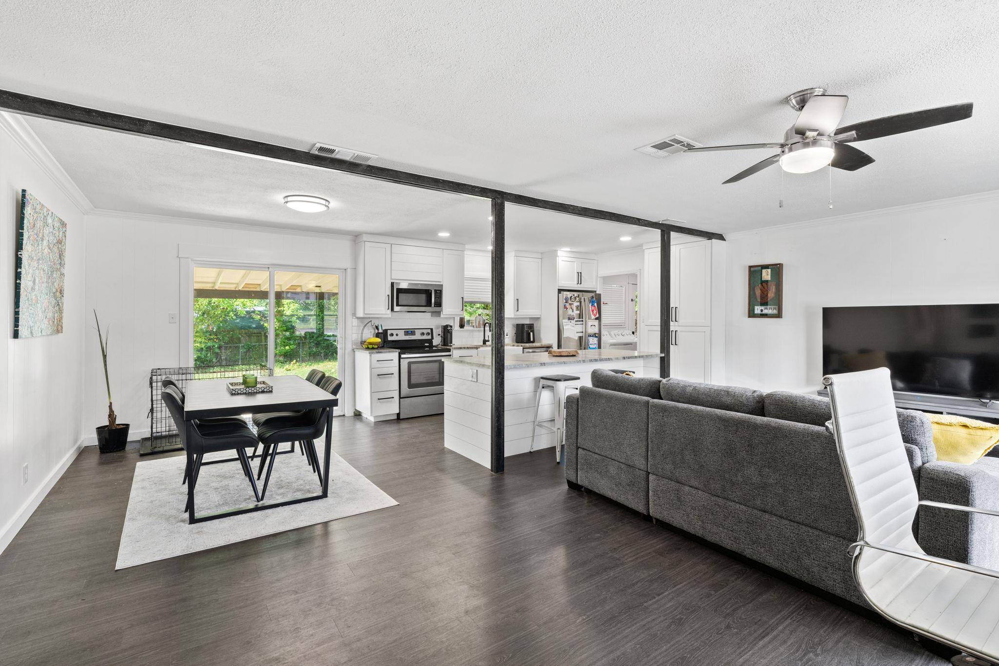 1200 Ash DR, Marble Falls, TX 78654