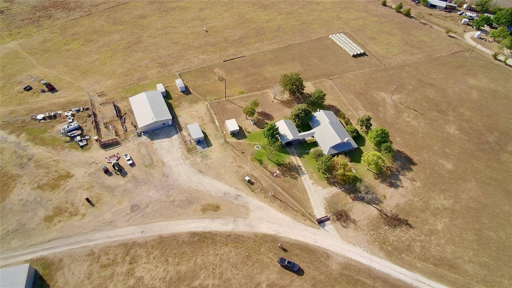 1351 CR 320, Granger, TX 76530