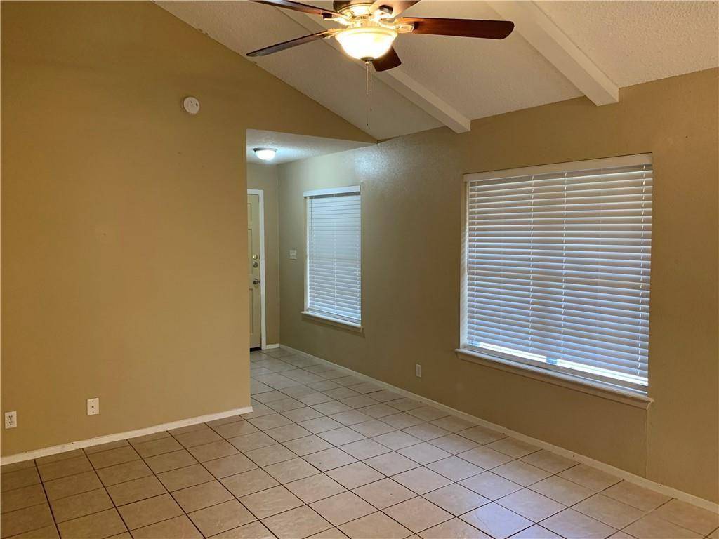 7208 Creekside DR #A, Austin, TX 78752
