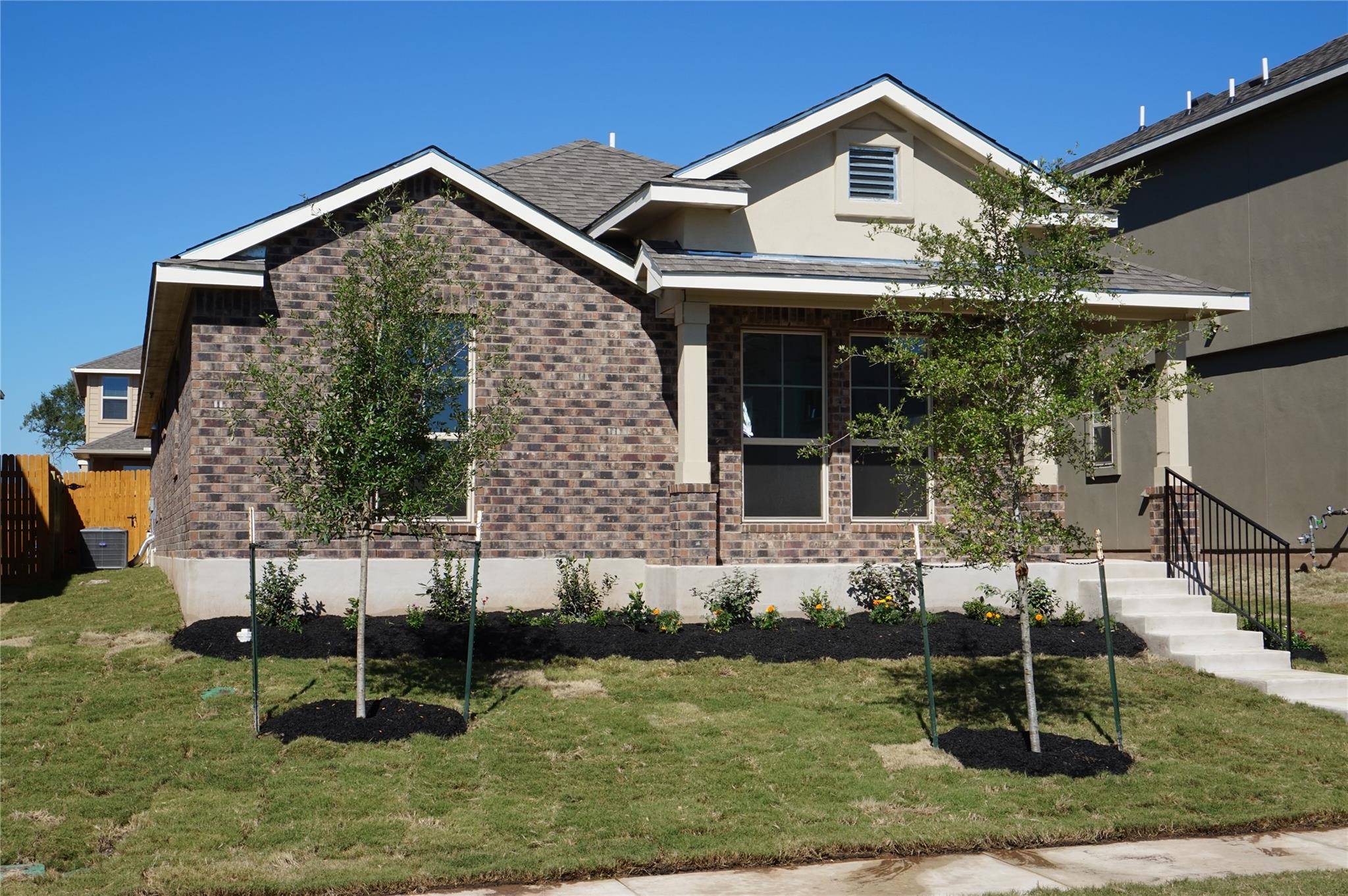 1033 Britt LN, Leander, TX 78641