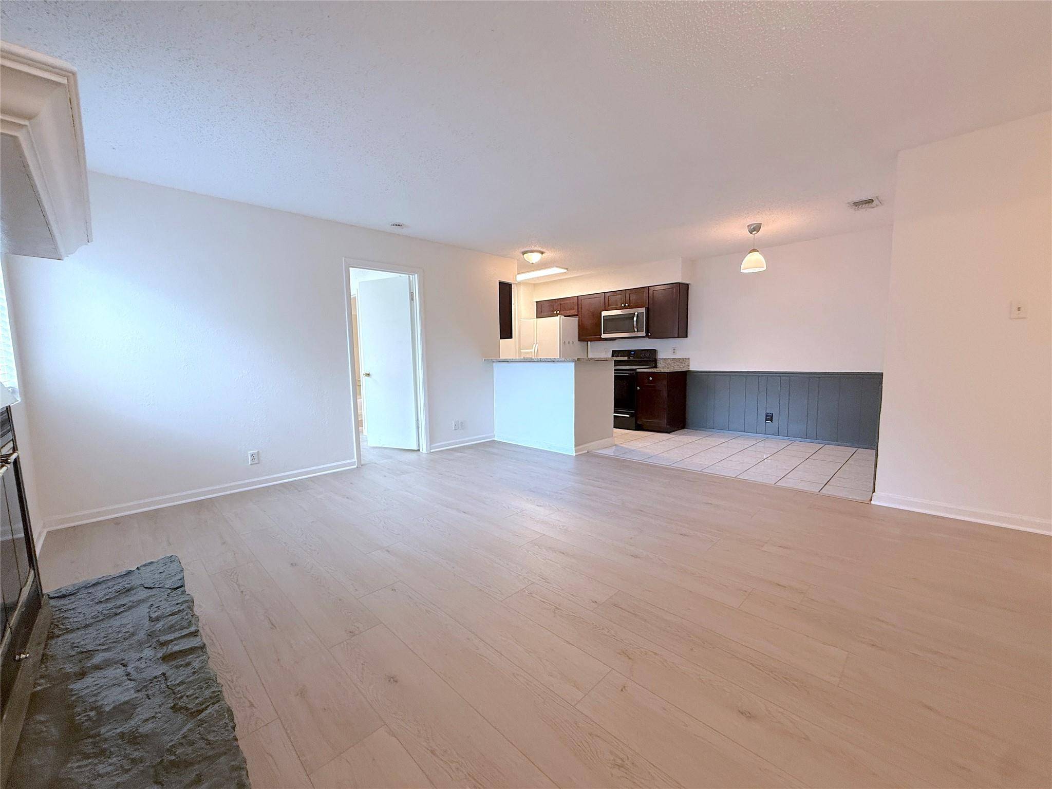 9900 Hundred Oaks CIR #A, Austin, TX 78750