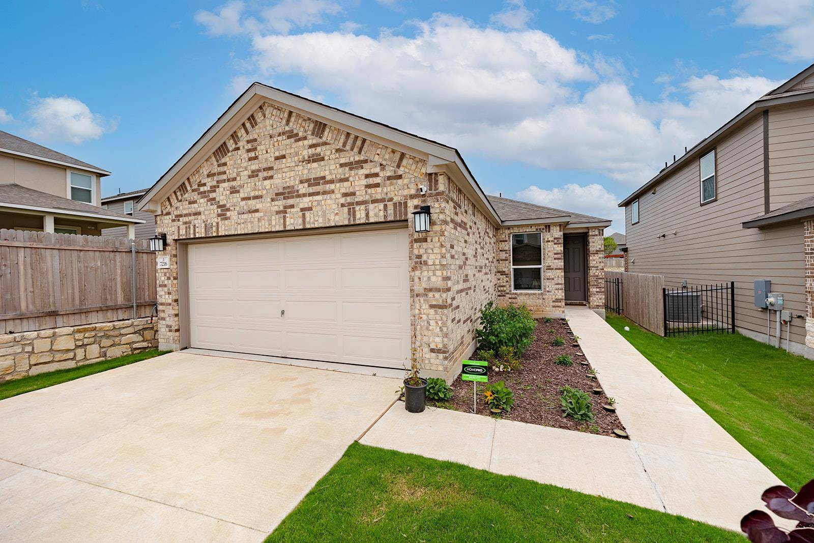 7216 Gray Catbird DR #86, Austin, TX 78744