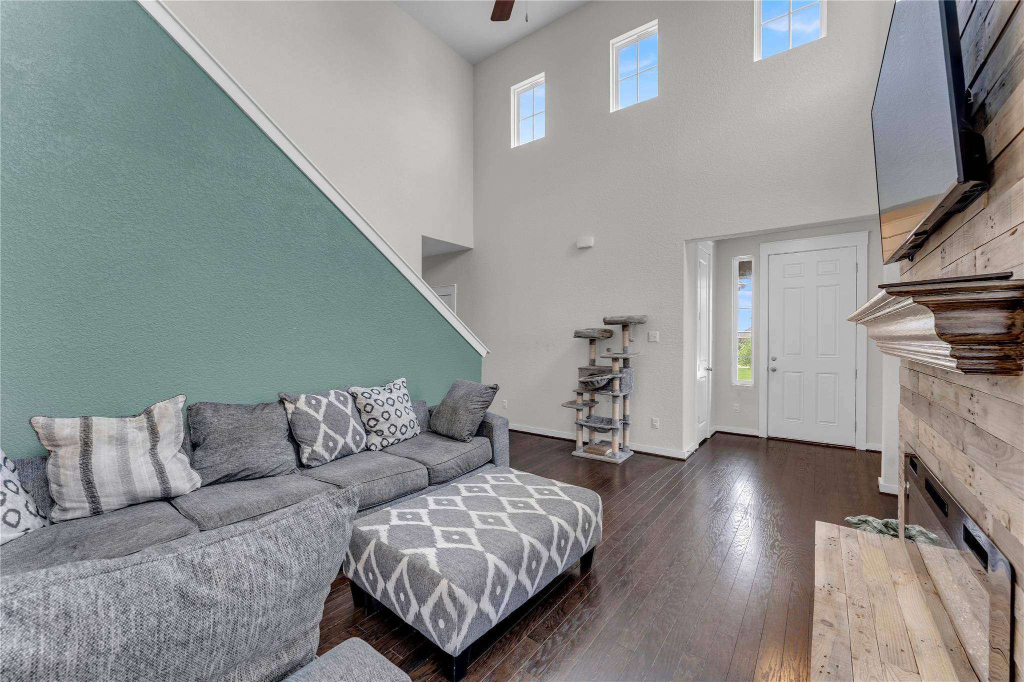 8002 Autumn Moor BND, Lago Vista, TX 78645