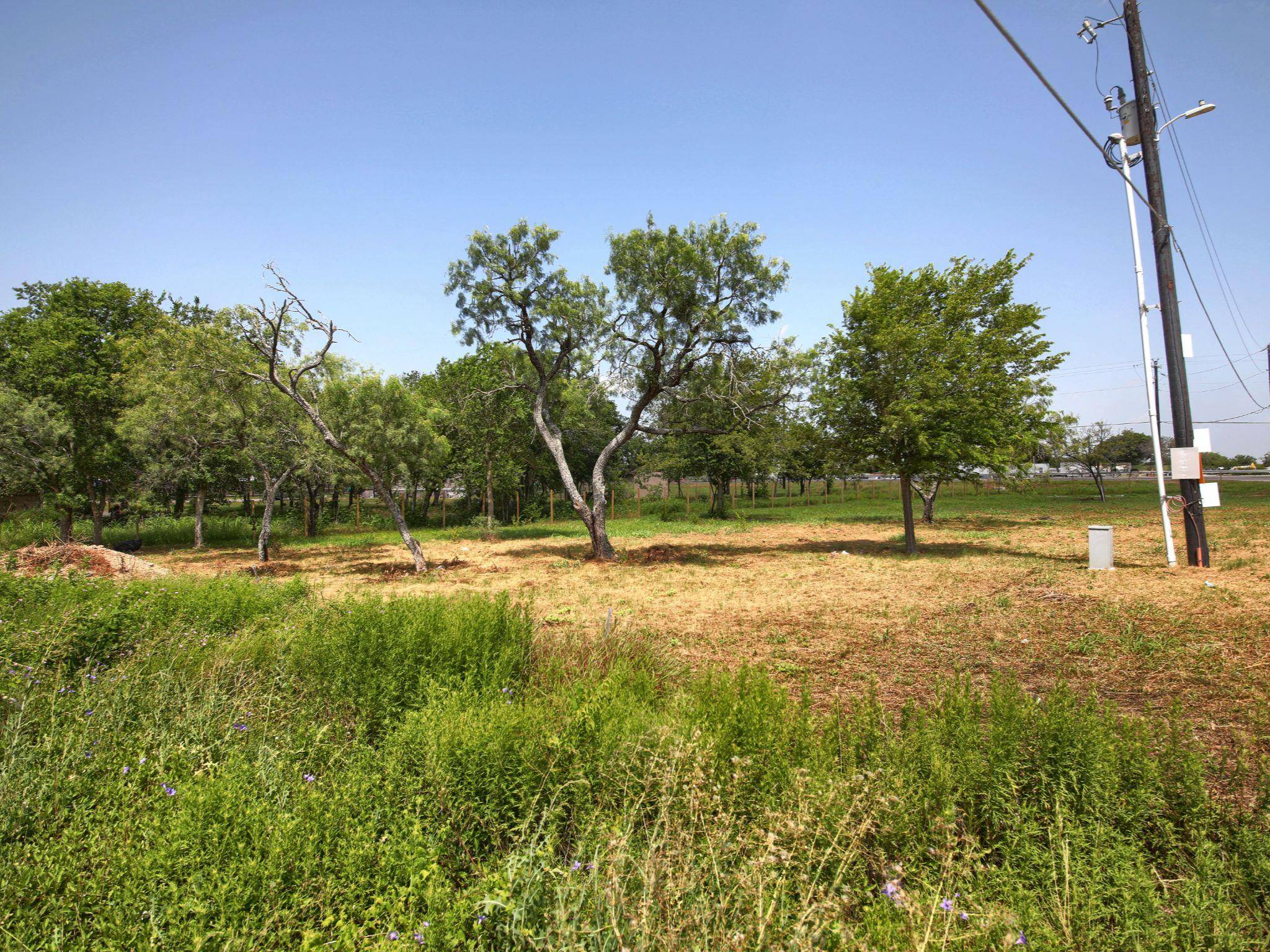 100 El Dorado DR, Kyle, TX 78640