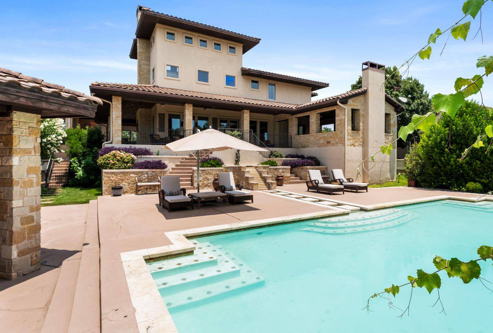 103 Bella Cima DR, Austin, TX 78734