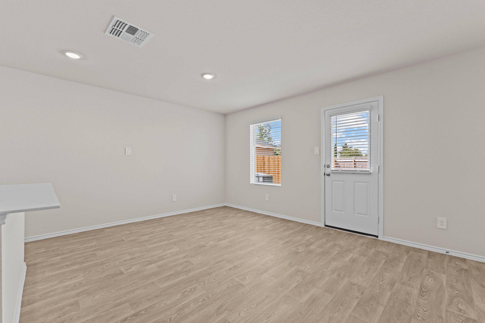 204 Varner WAY, Maxwell, TX 78656