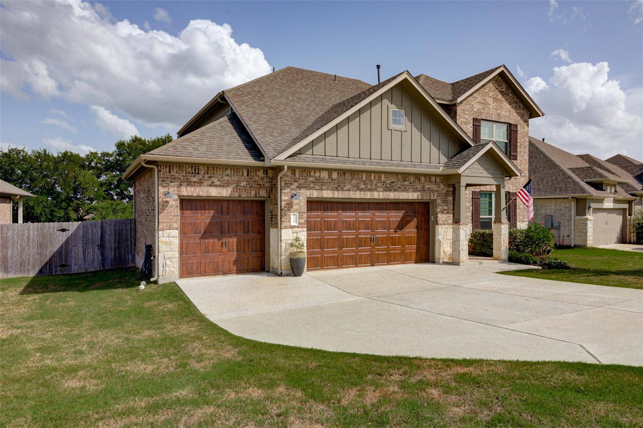 175 Goshen DR, Dripping Springs, TX 78620