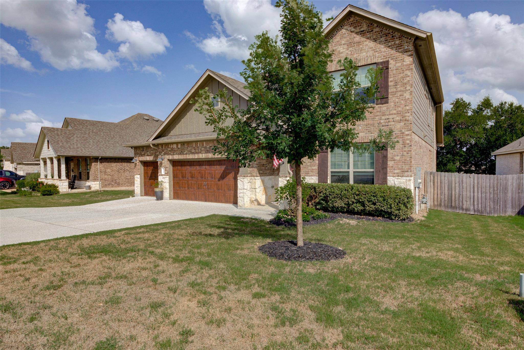 175 Goshen DR, Dripping Springs, TX 78620