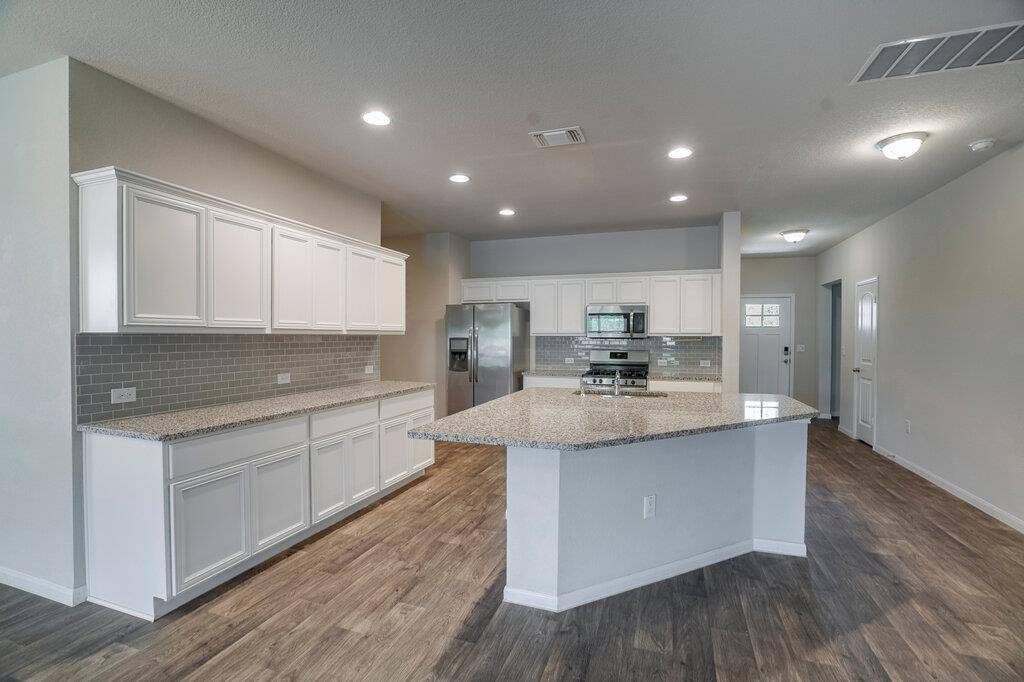13804 Cantarra DR, Pflugerville, TX 78660