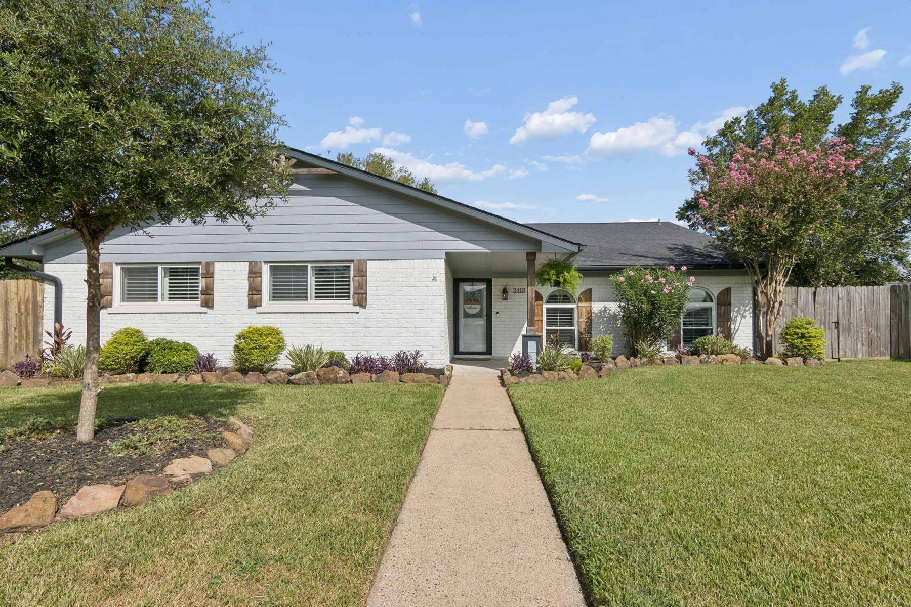 2418 Lufkin LN, Deer Park, TX 77536