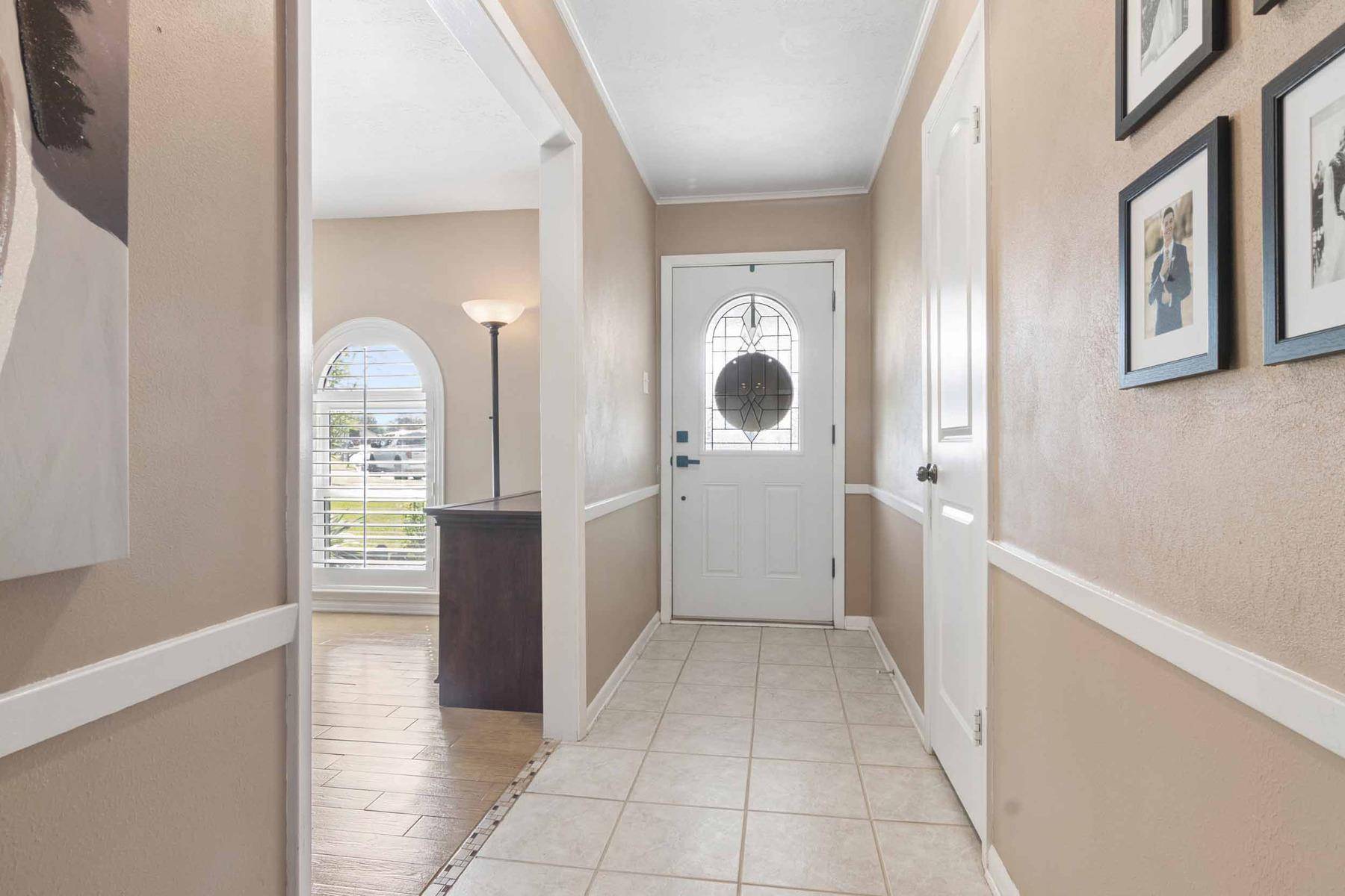 2418 Lufkin LN, Deer Park, TX 77536