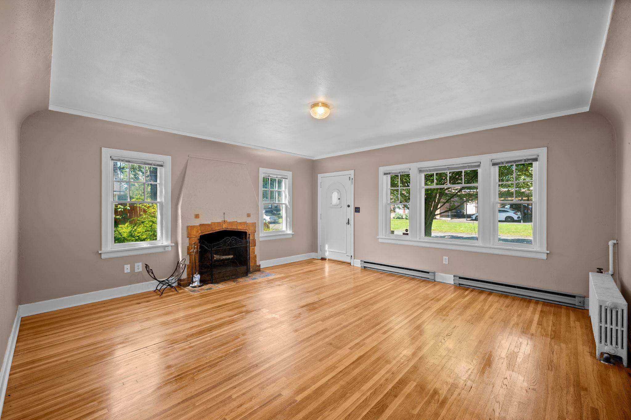 147 S Elm St, Spokane, WA 99201