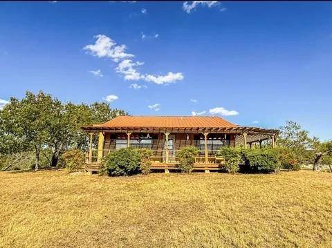 209 Crest DR, Kingsland, TX 78639