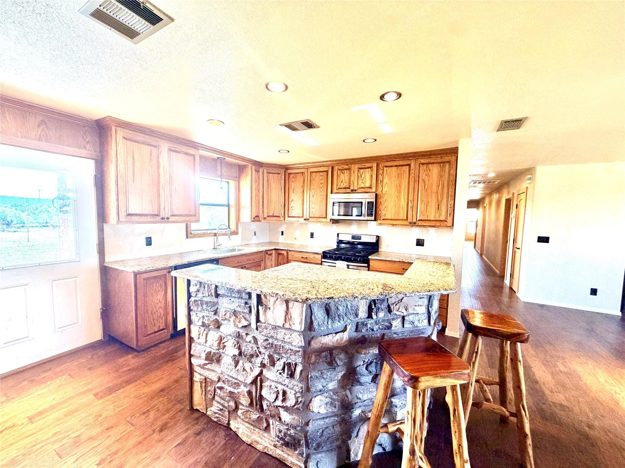 211 Fm 3023 S, Goldthwaite, TX 76844