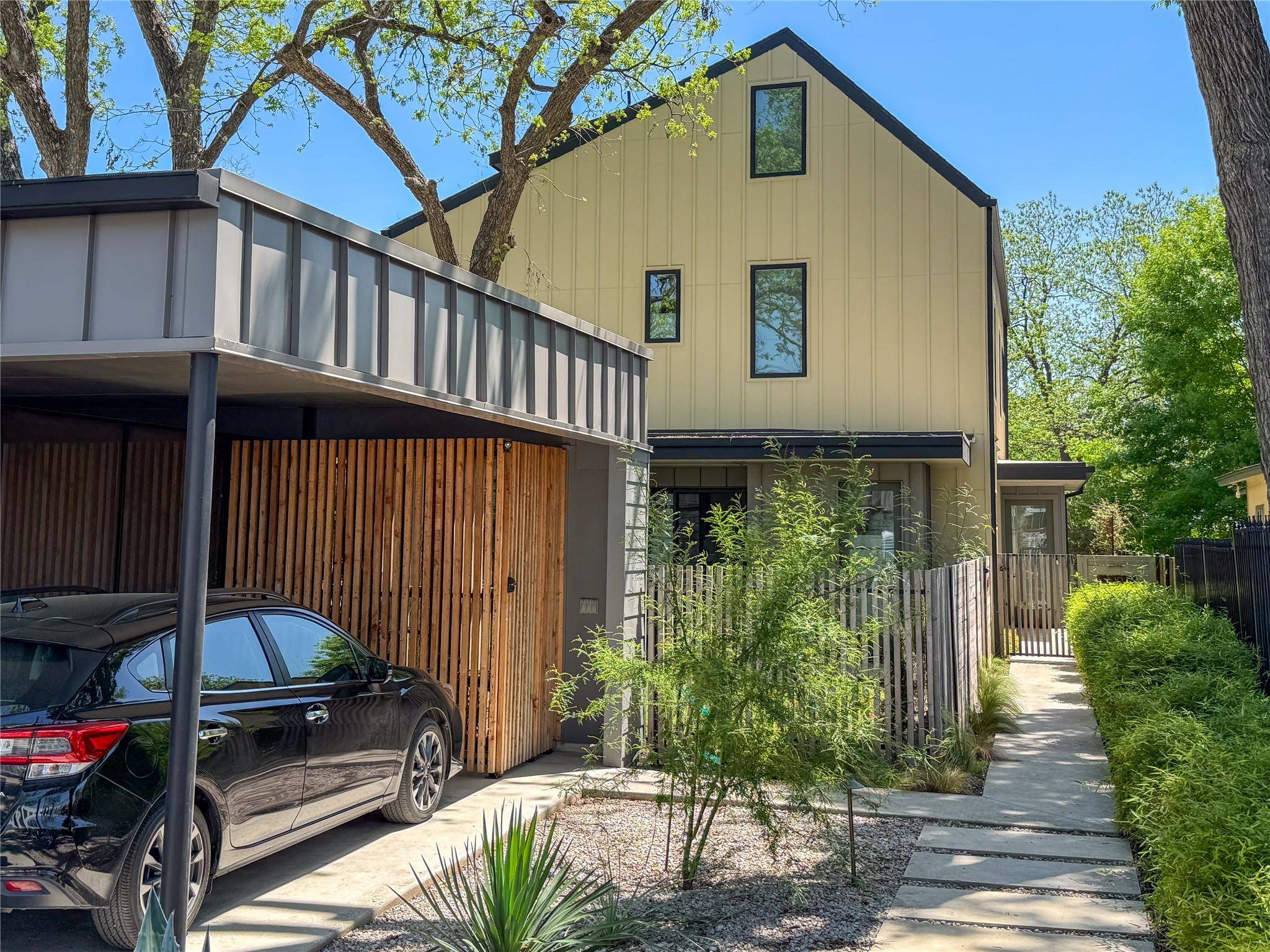 619 Tillery ST #A, Austin, TX 78702
