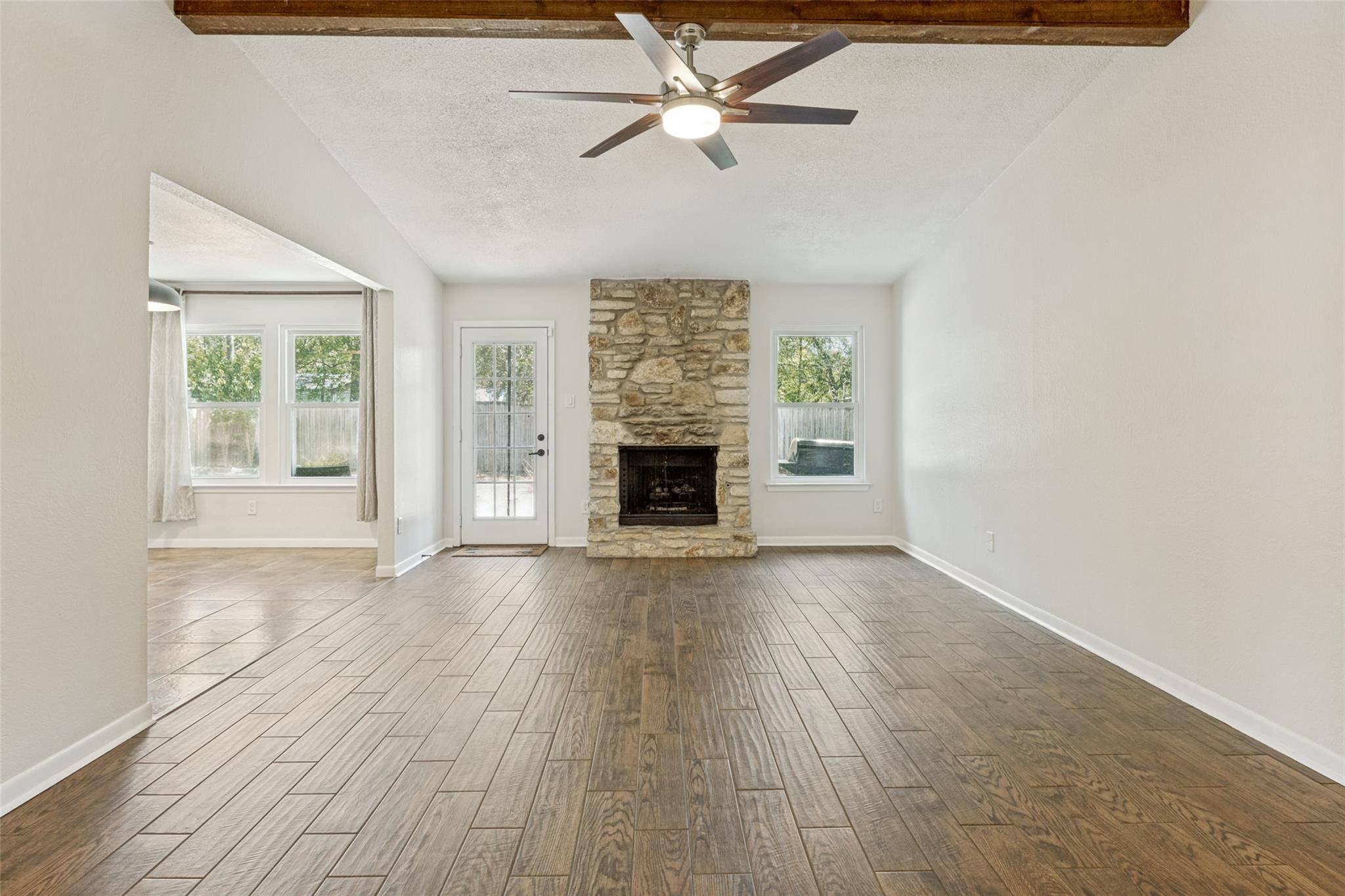 8803 Texas Sun DR, Austin, TX 78748