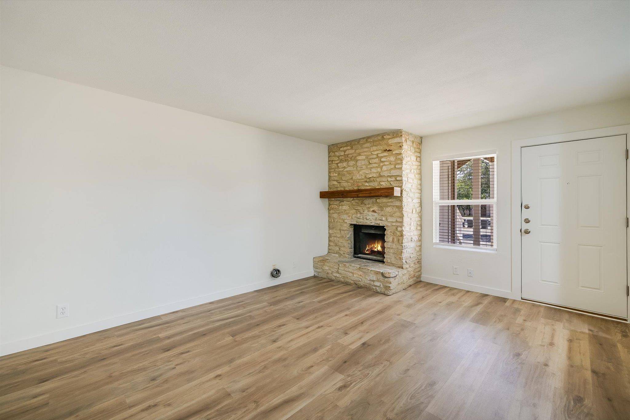 301 Algerita DR #A, Georgetown, TX 78628
