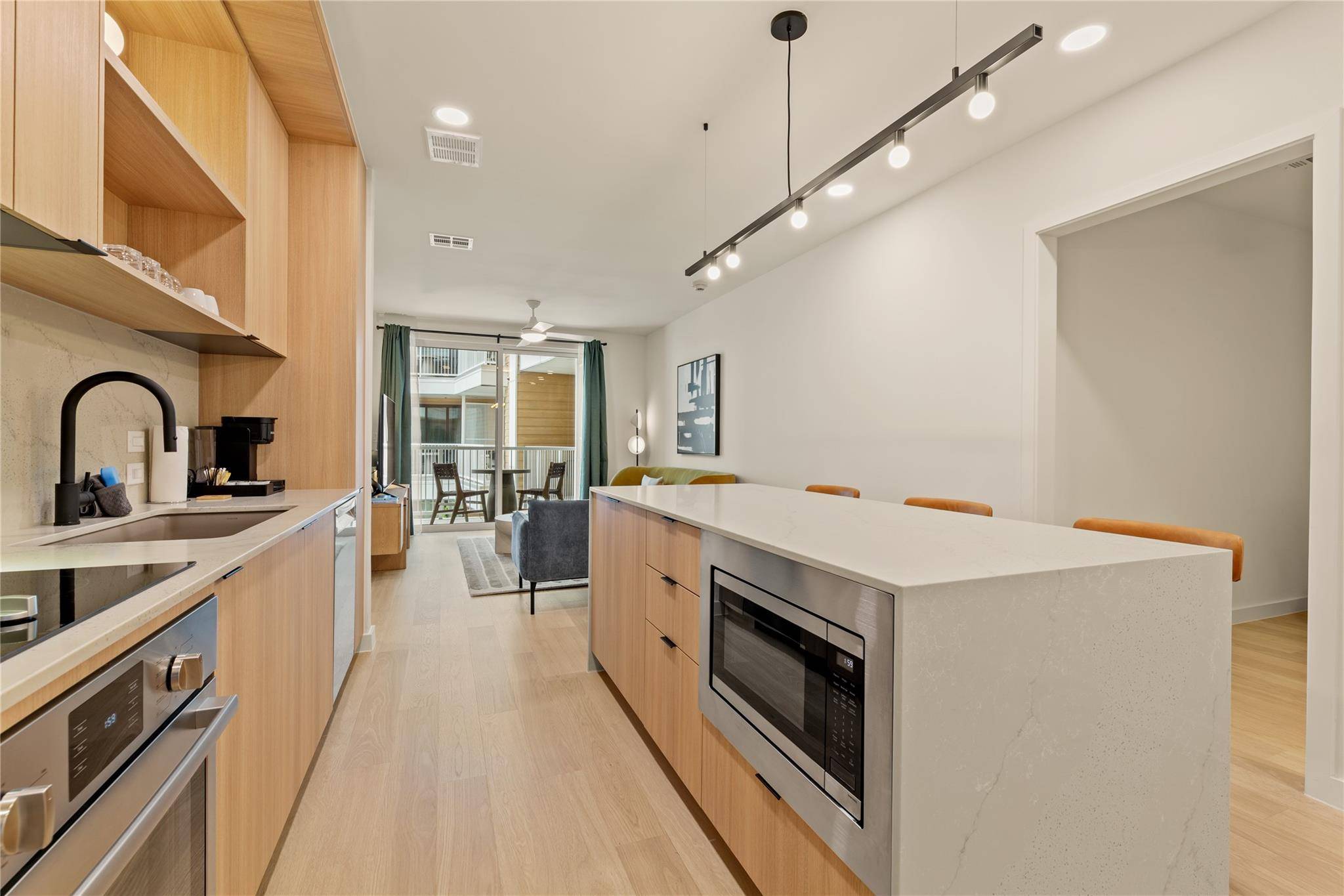 2323 S Lamar BLVD #202, Austin, TX 78704