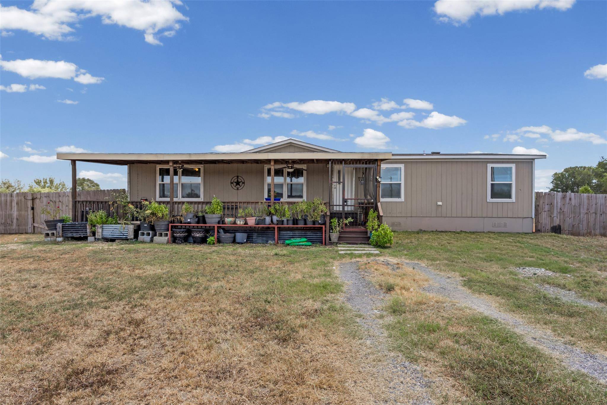 138 Double C DR, Cedar Creek, TX 78612