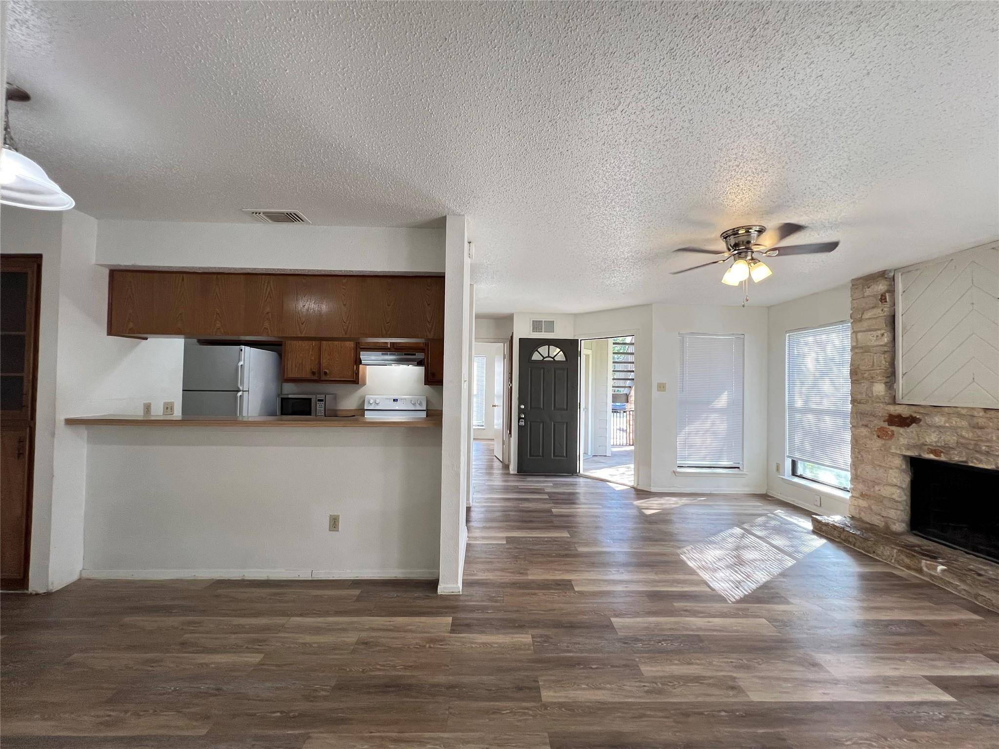10616 Mellow Meadows DR #27A, Austin, TX 78750