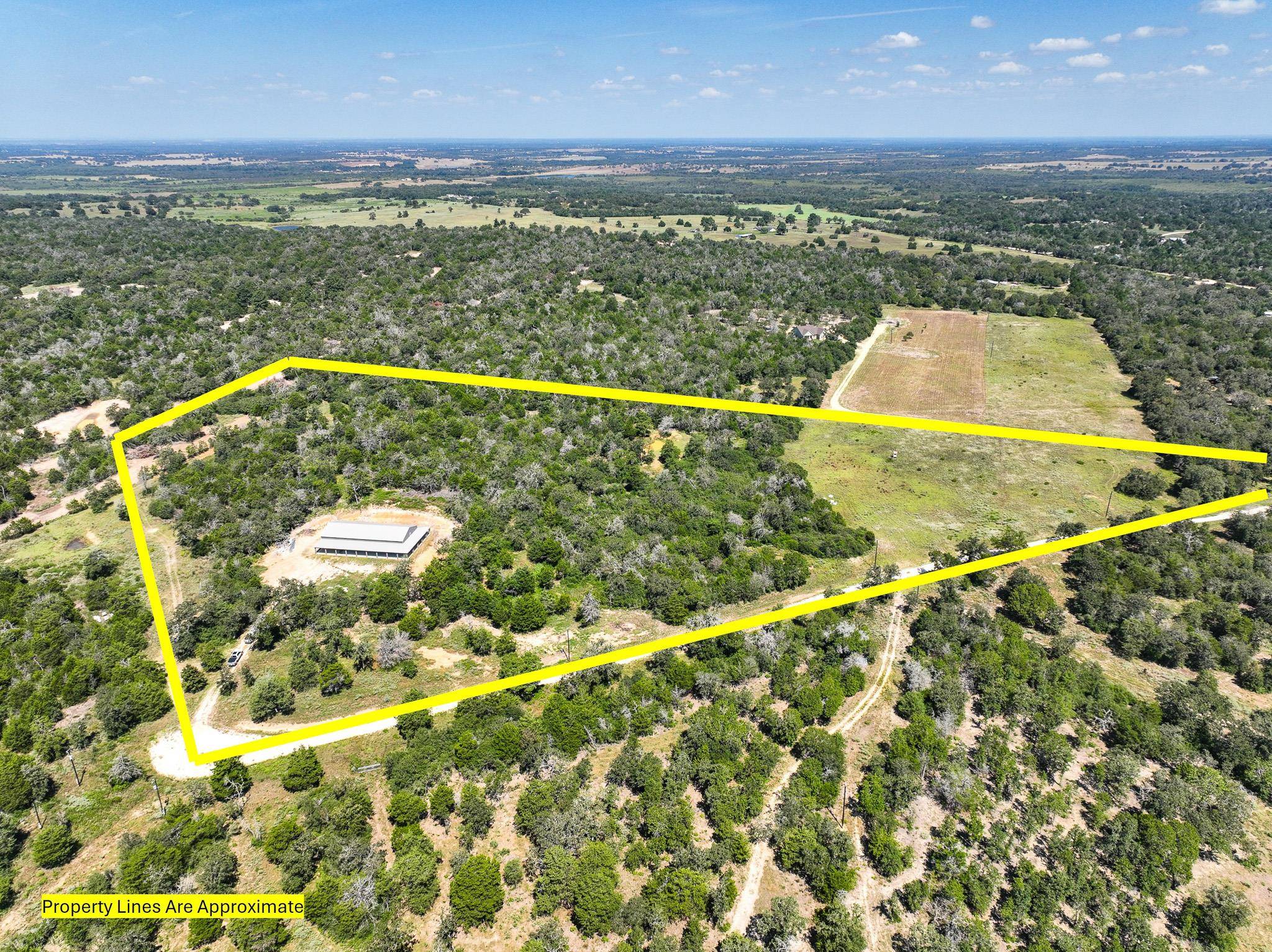 500 Colony Line TRL, Dale, TX 78616