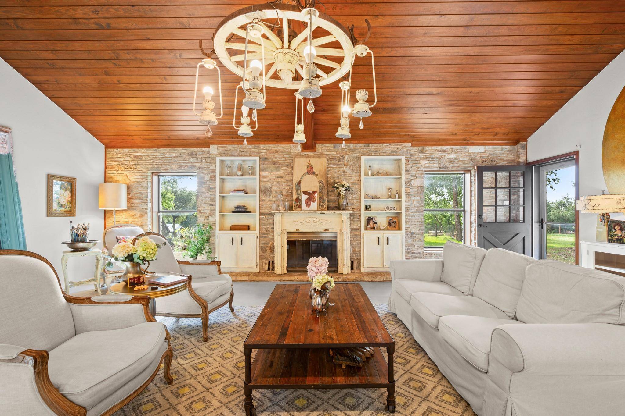 10518 Signal Hill RD, Austin, TX 78737