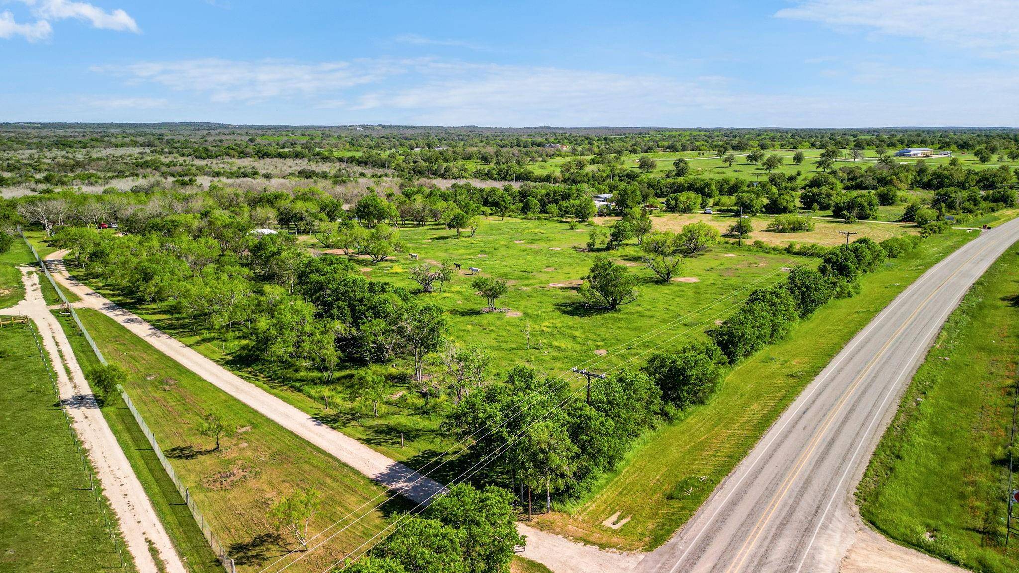 381 Fm 86 #A, Red Rock, TX 78662