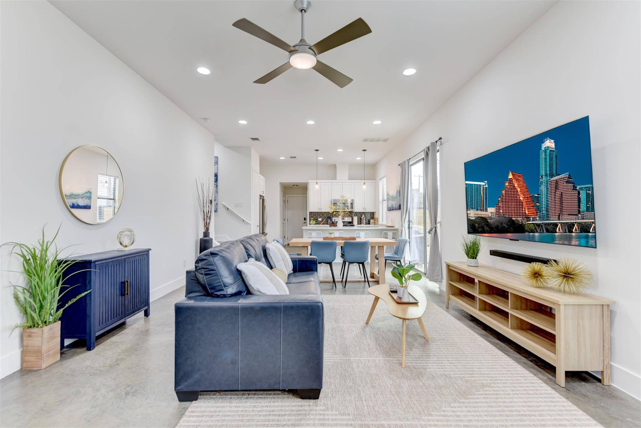 2501 E 4th ST #A, Austin, TX 78702