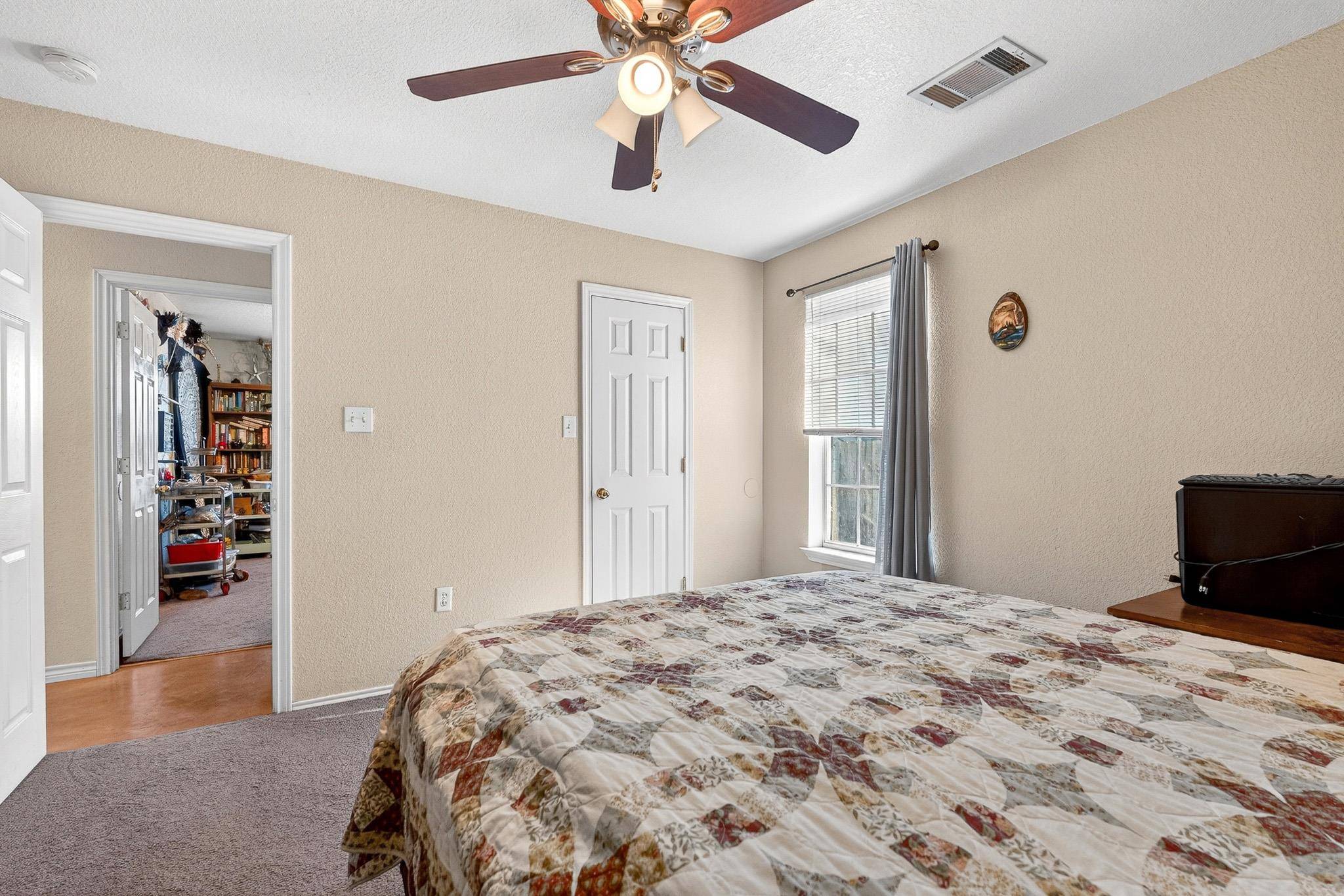 2416 Merle DR, Copperas Cove, TX 76522