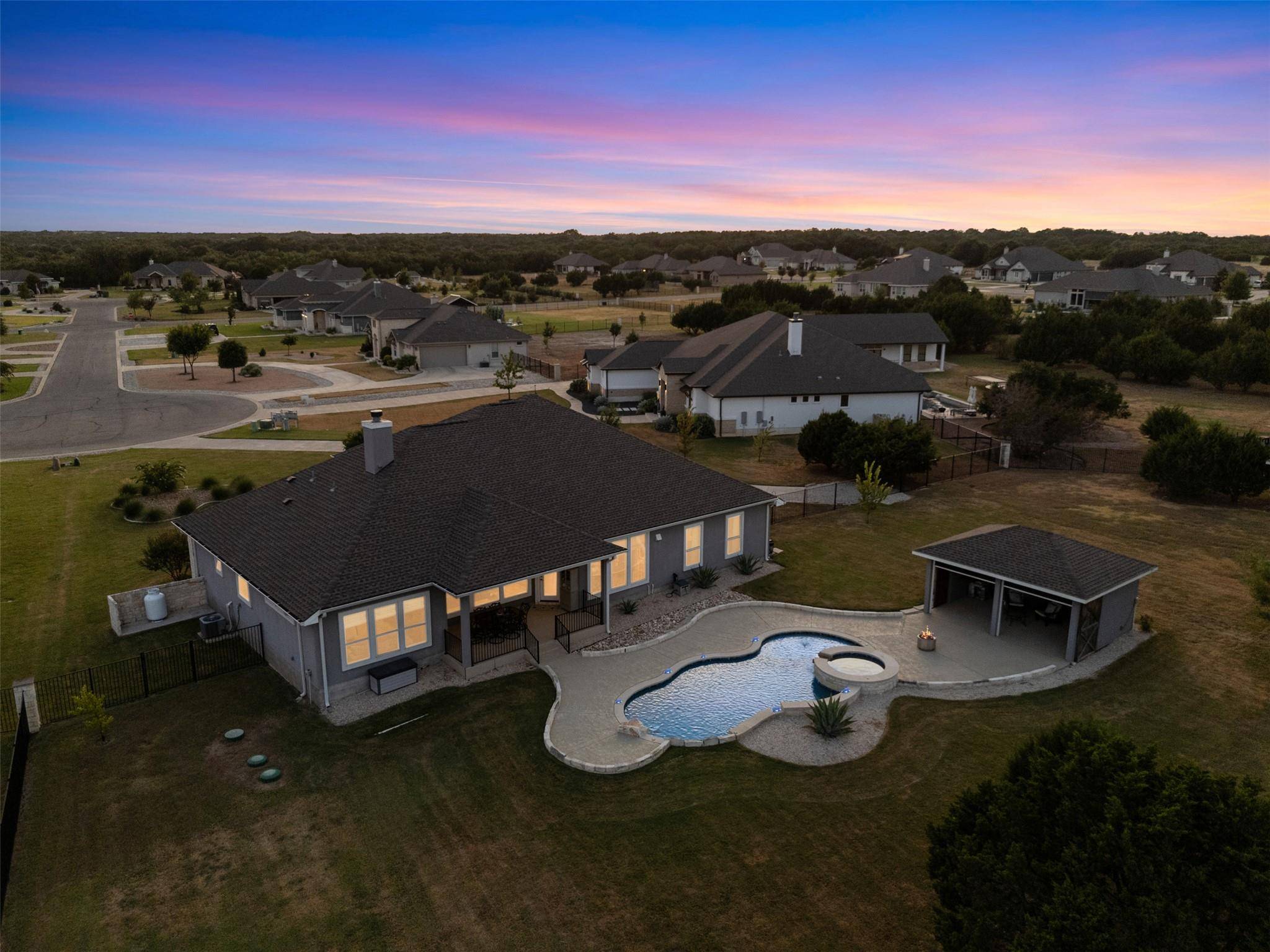 100 Honey Locust CV, Leander, TX 78641