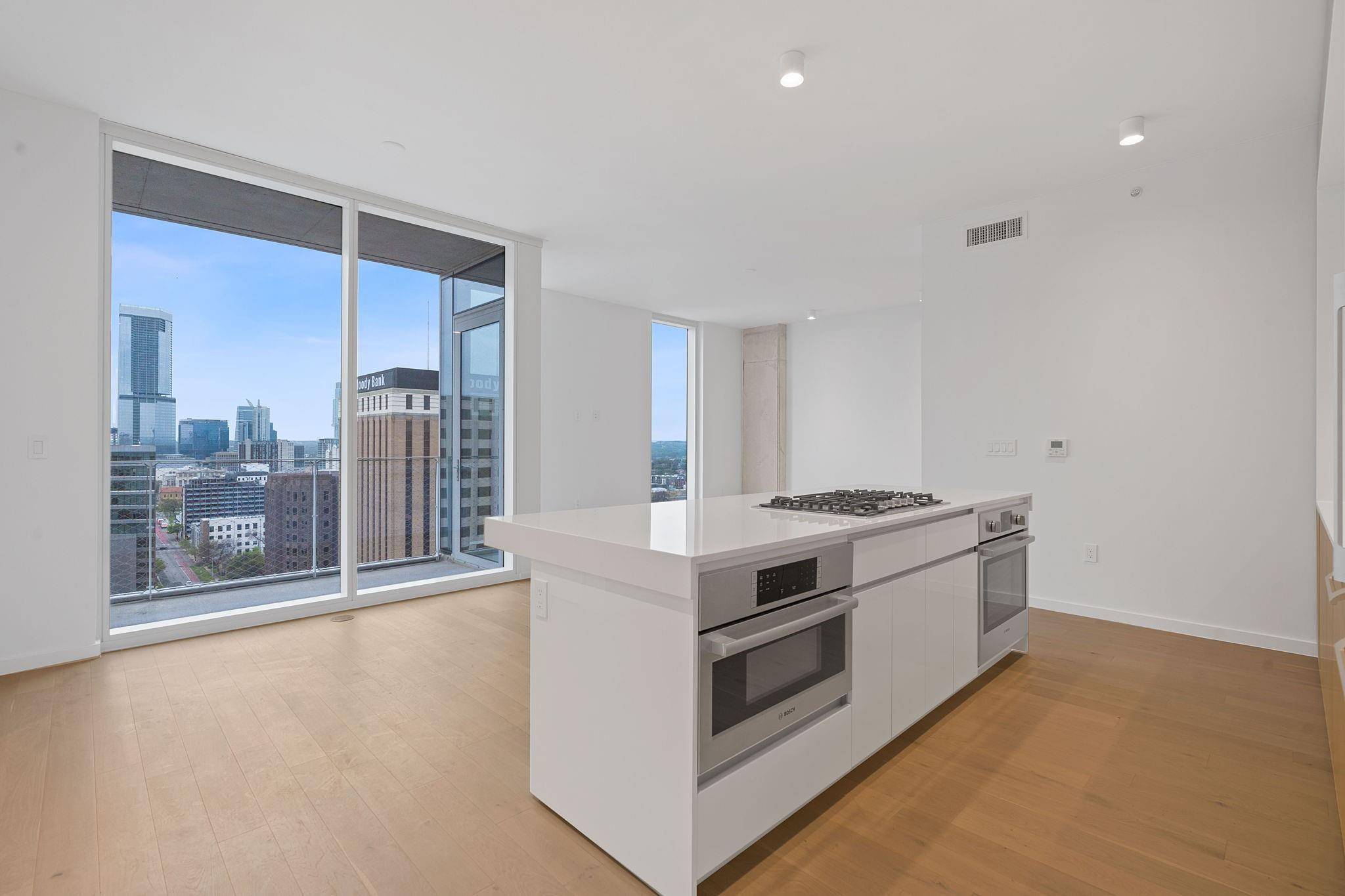 313 W 17th ST #2106, Austin, TX 78701